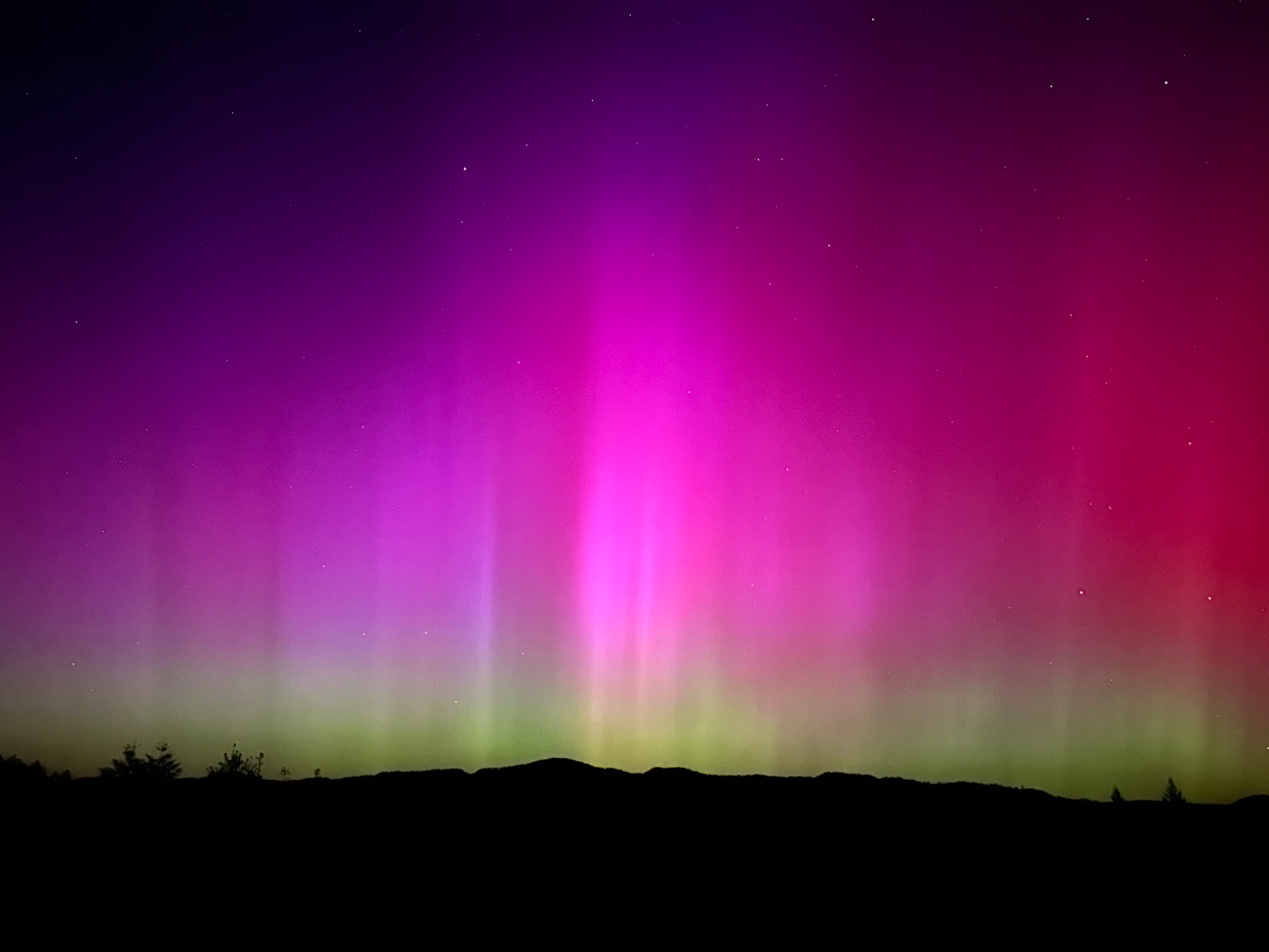 Community photo entitled Aurora Borealis from Wilder Ridge, The Lost Coast, Humboldt County, CA by Brad Burns on 05/10/2024 at Ettersburg, CA, USA