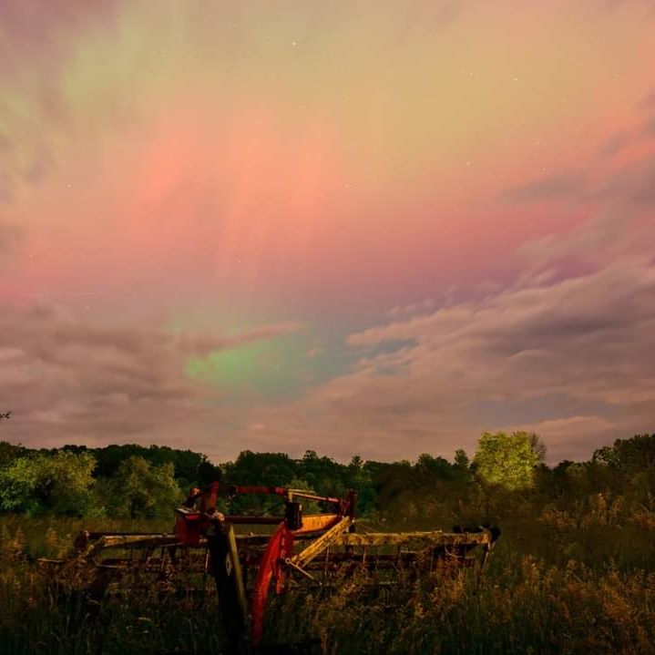 Community photo entitled Legg Farm Aurora by Ronda Legg on 05/10/2024 at Mount Lookout WV USA