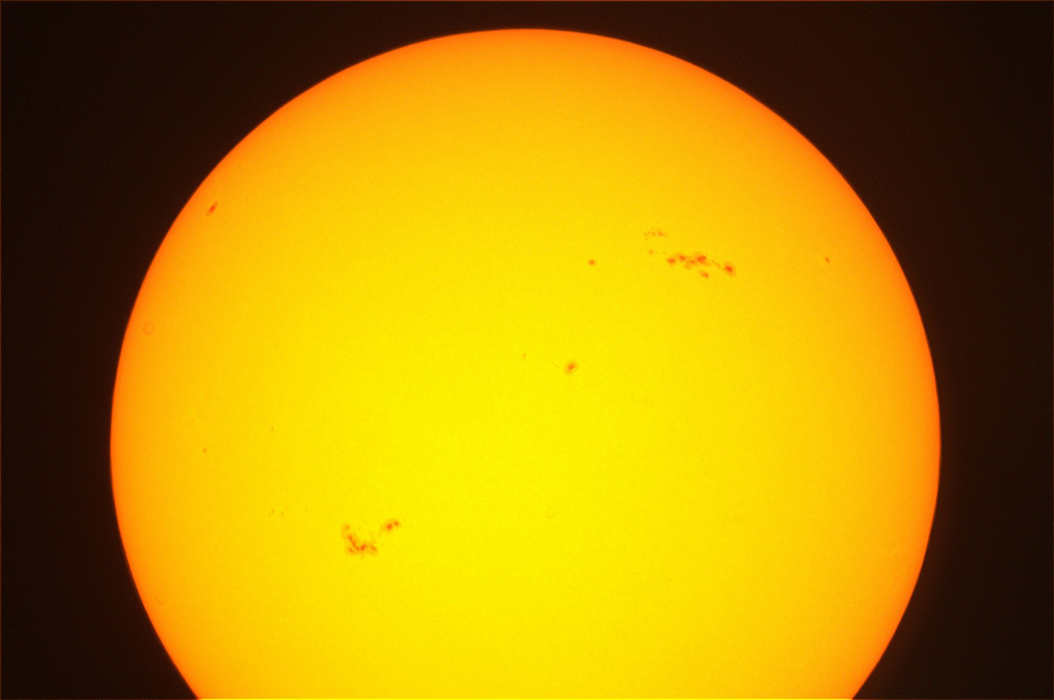 Community photo entitled Solar Active Regions 3663 and 3664 -- May 5th by David Hawkes on 05/05/2024 at Sheffield, UK