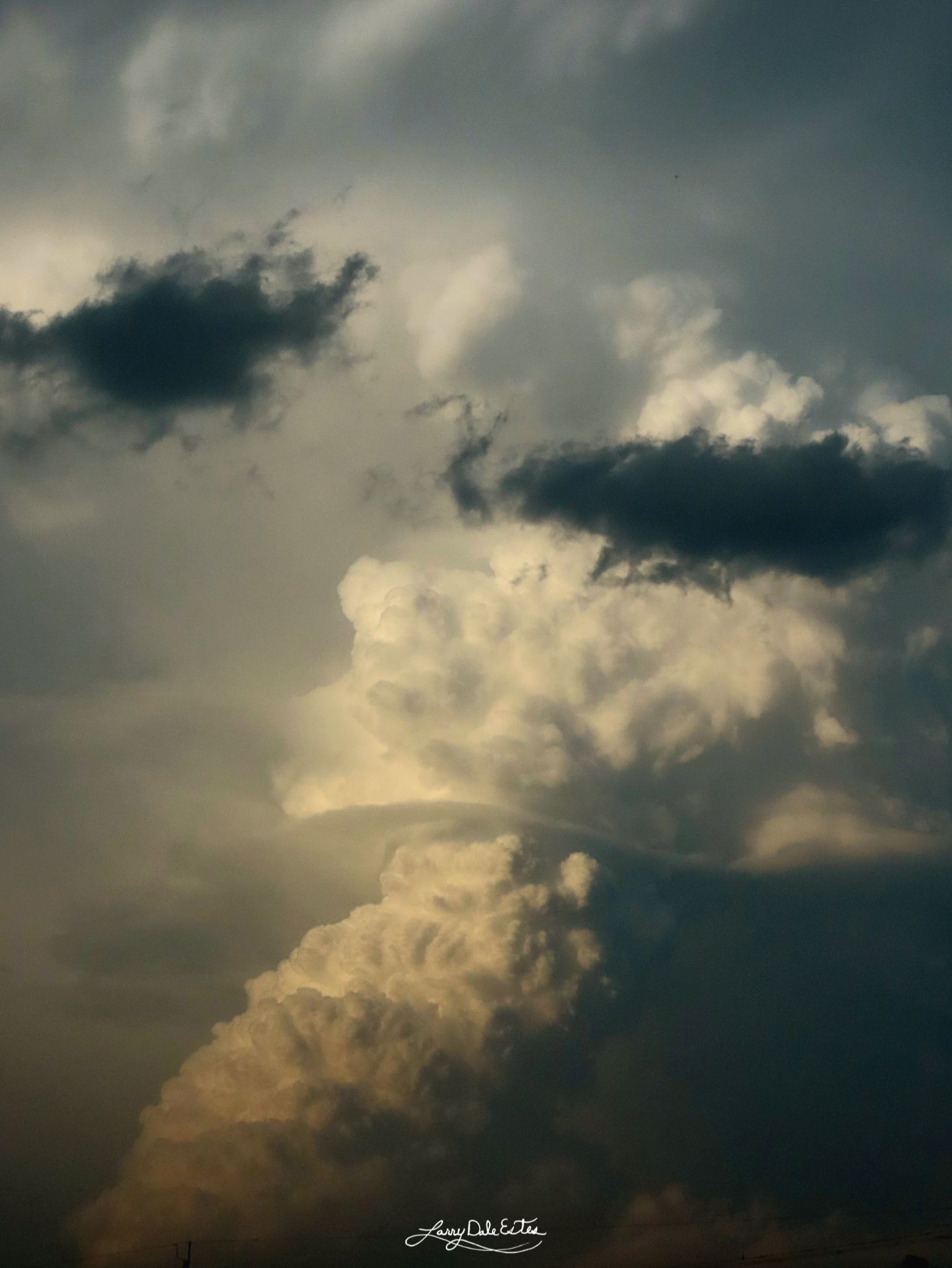 Community photo entitled Mushrooming storm cloud by Larry Estes on 06/04/2024 at Lawton, Oklahoma, USA