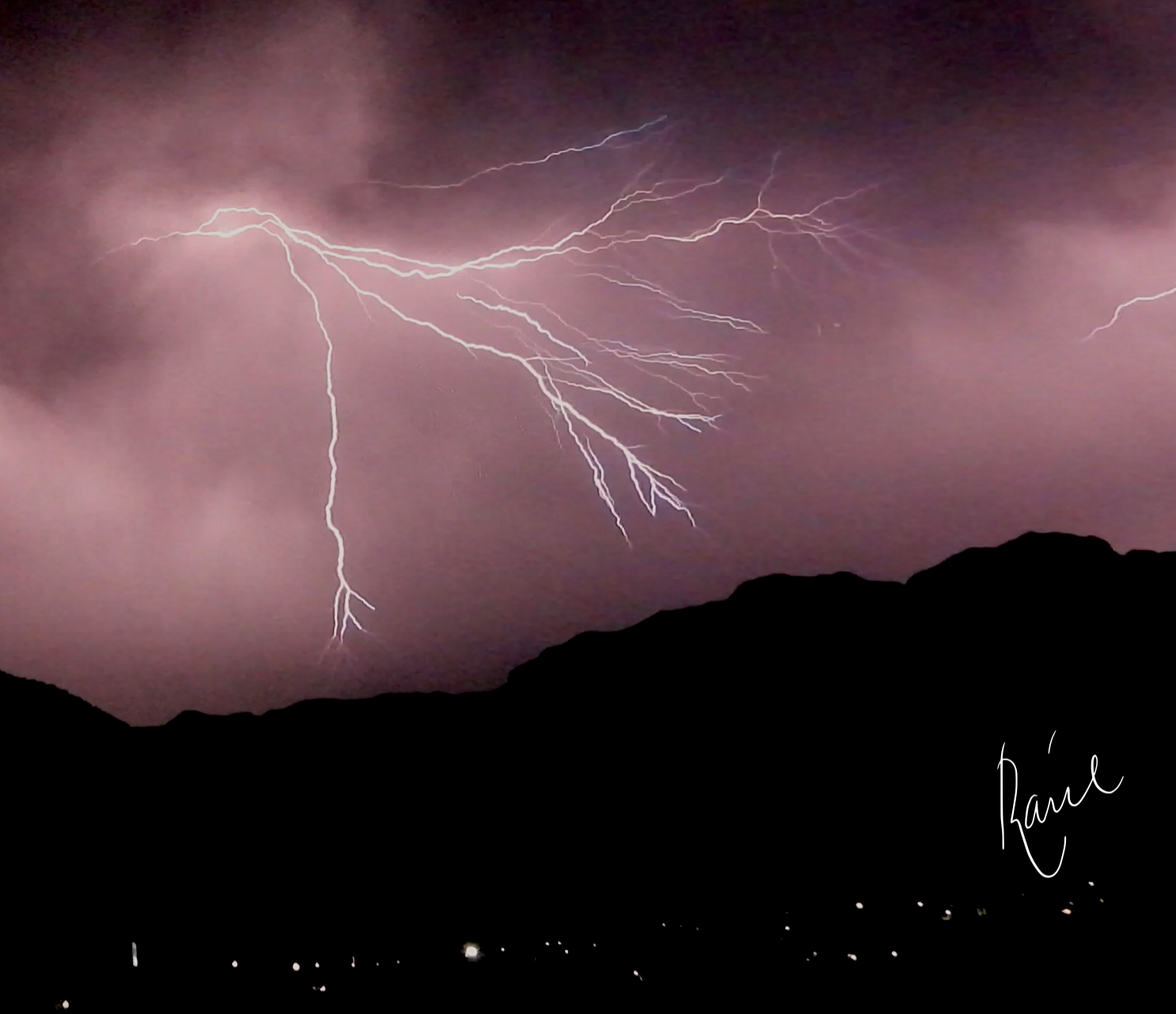 Community photo entitled Thunderstorm in Monterrey, Mexico. by Raul Cortes on 06/05/2024 at Monterrey, Mexico.