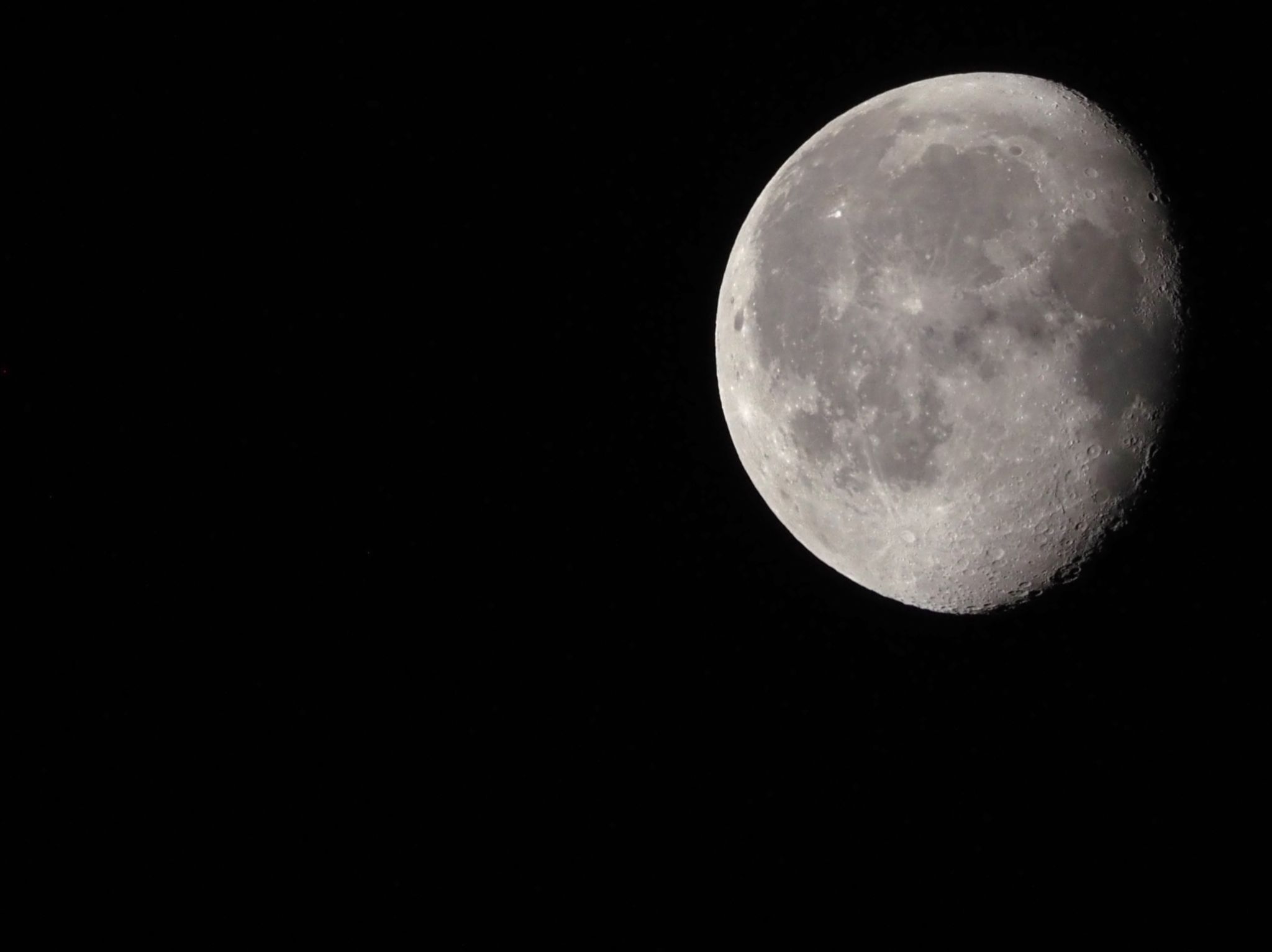 Community photo entitled This morning's moon. by Margaret Carter on 06/25/2024 at Manhattan Beach, CA, USA