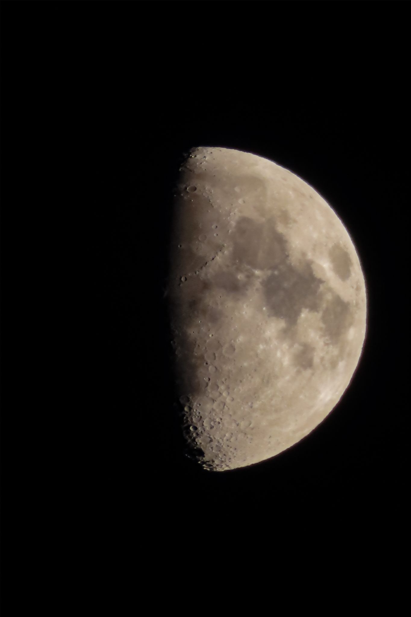 Community photo entitled Waxing Gibbous Moon by ANDY BENTLEY on 07/14/2024 at Mountain View, CA, USA