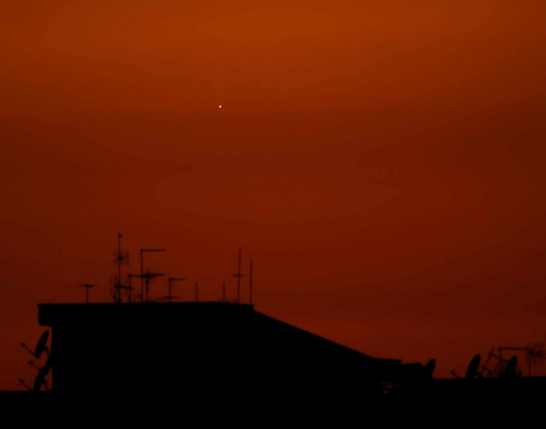 Community photo entitled Mercury in the summer sky by Teresa Molinaro on 07/28/2024 at Bagheria, Sicily, Italy