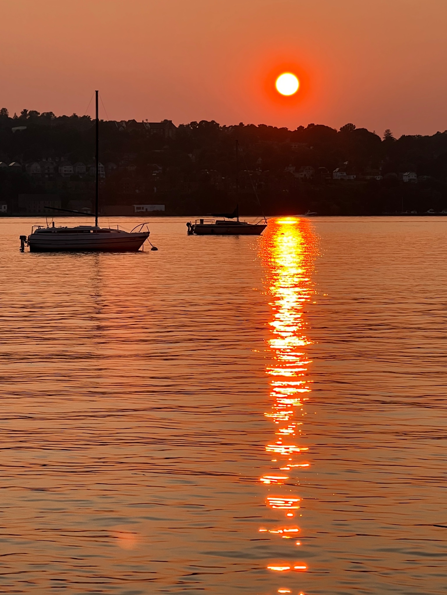 Community photo entitled Sunset on Hidson by Sudhir Sharma on 07/27/2024 at Beacon, NY