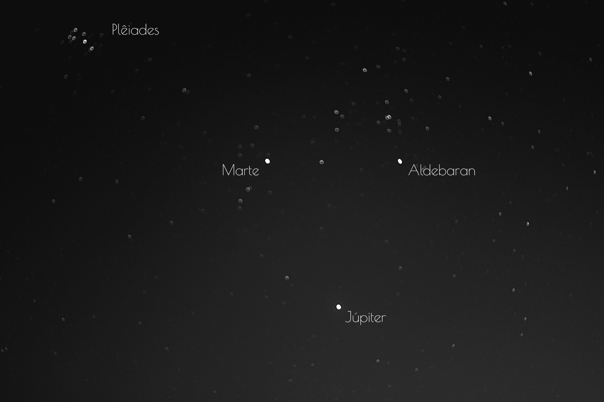 Community photo entitled Triangle Marte-Aldebaran-Júpiter by Roosevelt Silva on 08/01/2024 at Brasília, DF, Brasil