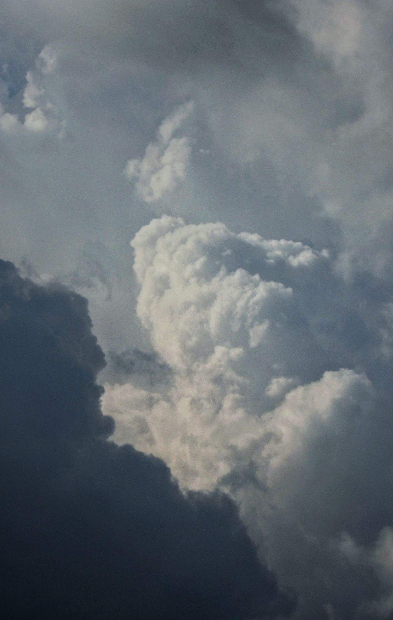 Community photo entitled Expresión de nubes by Adolfo López on 07/23/2024 at Retalhuleu, Guatemala