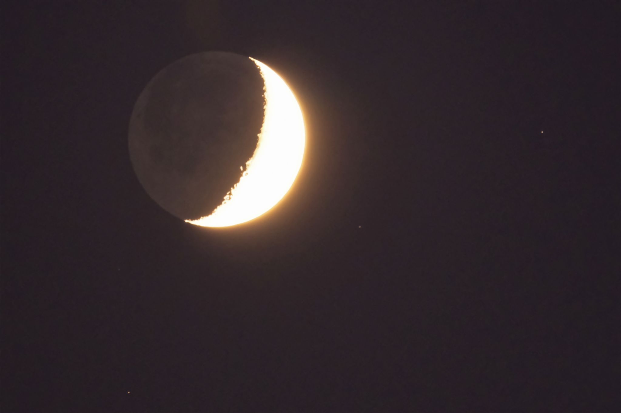 Community photo entitled Earth Waxing Crescent Moon in Virgo by ANDY BENTLEY on 08/09/2024 at Mountain View, CA, USA