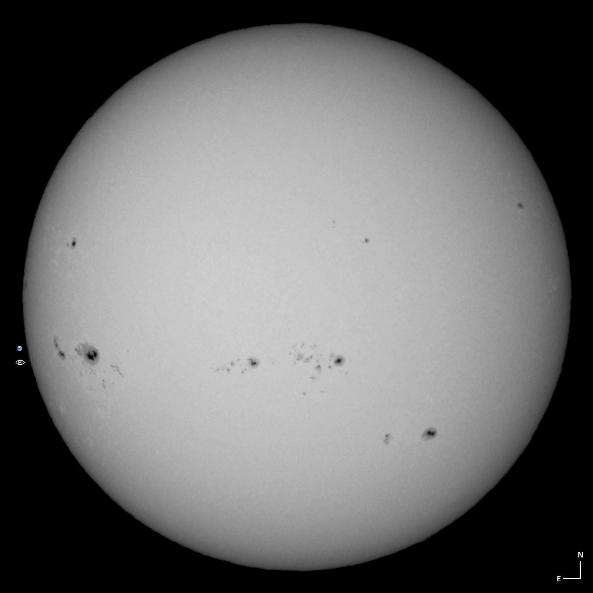 Community photo entitled sunspots parade by Patricio Leon on 08/06/2024 at Santiago, Chile