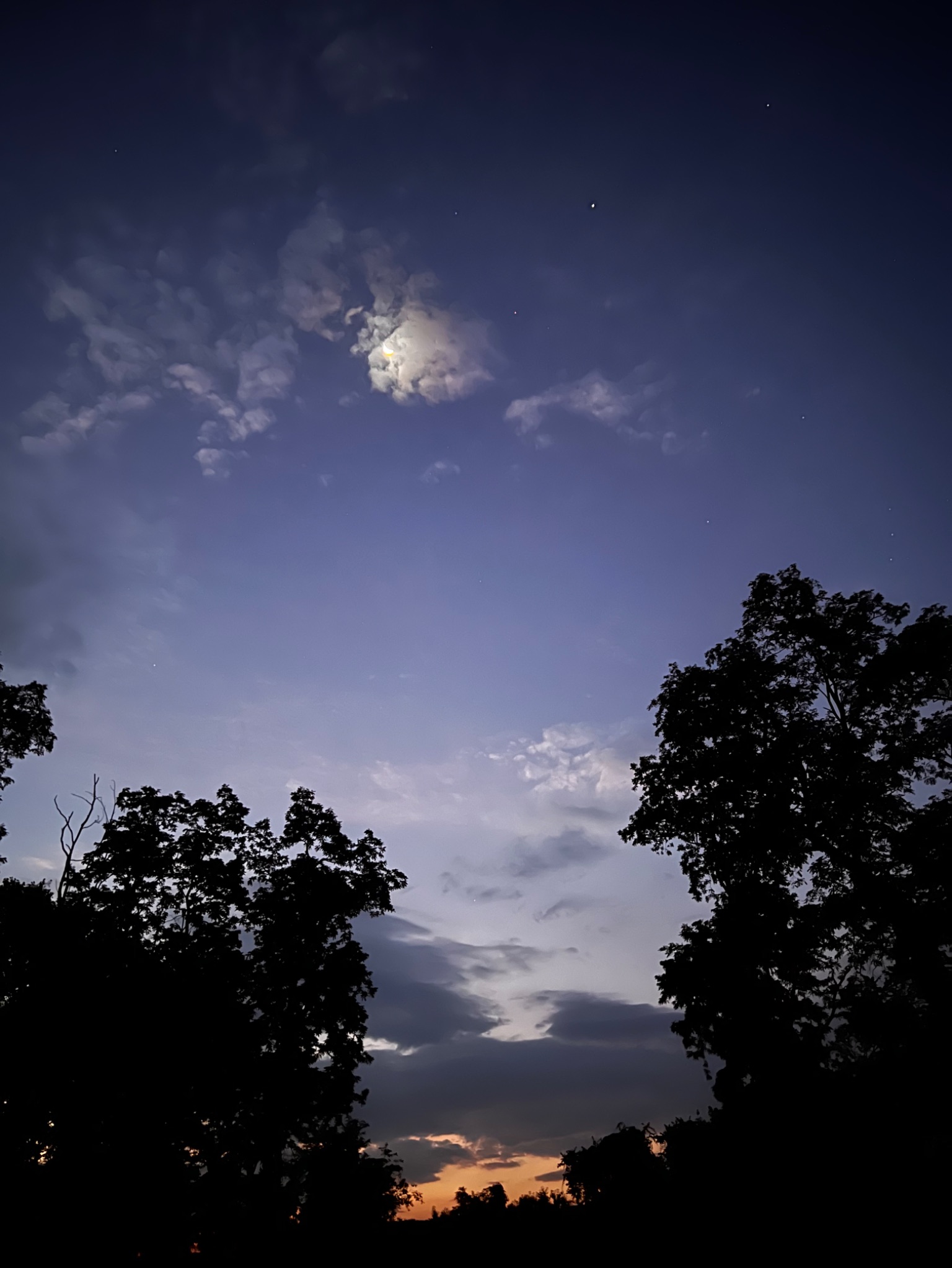 Community photo entitled Crescent moon with Jupiter and Mars by Sudhir Sharma on 08/28/2024 at Stormville, NY