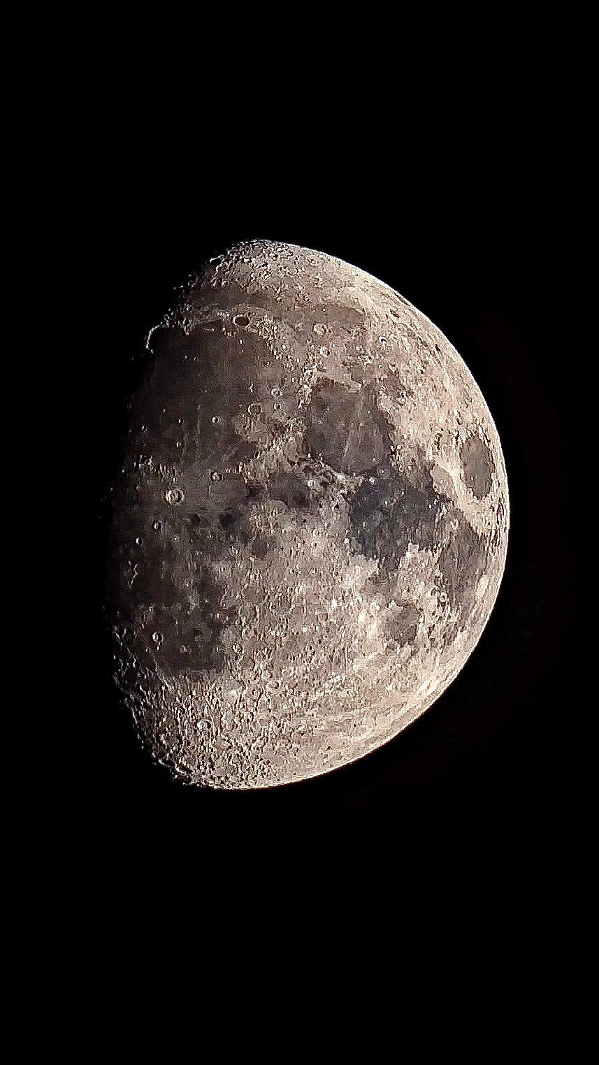 Community photo entitled Waxing Gibbous Moon by Stephen Montag on 08/14/2024 at Livingston, NJ