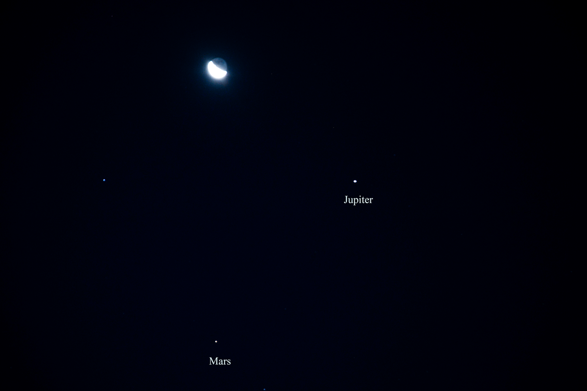 Community photo entitled Moon, Jupiter, and Mars by Chuck Reinhart on 08/27/2024 at Vincennes, Indiana