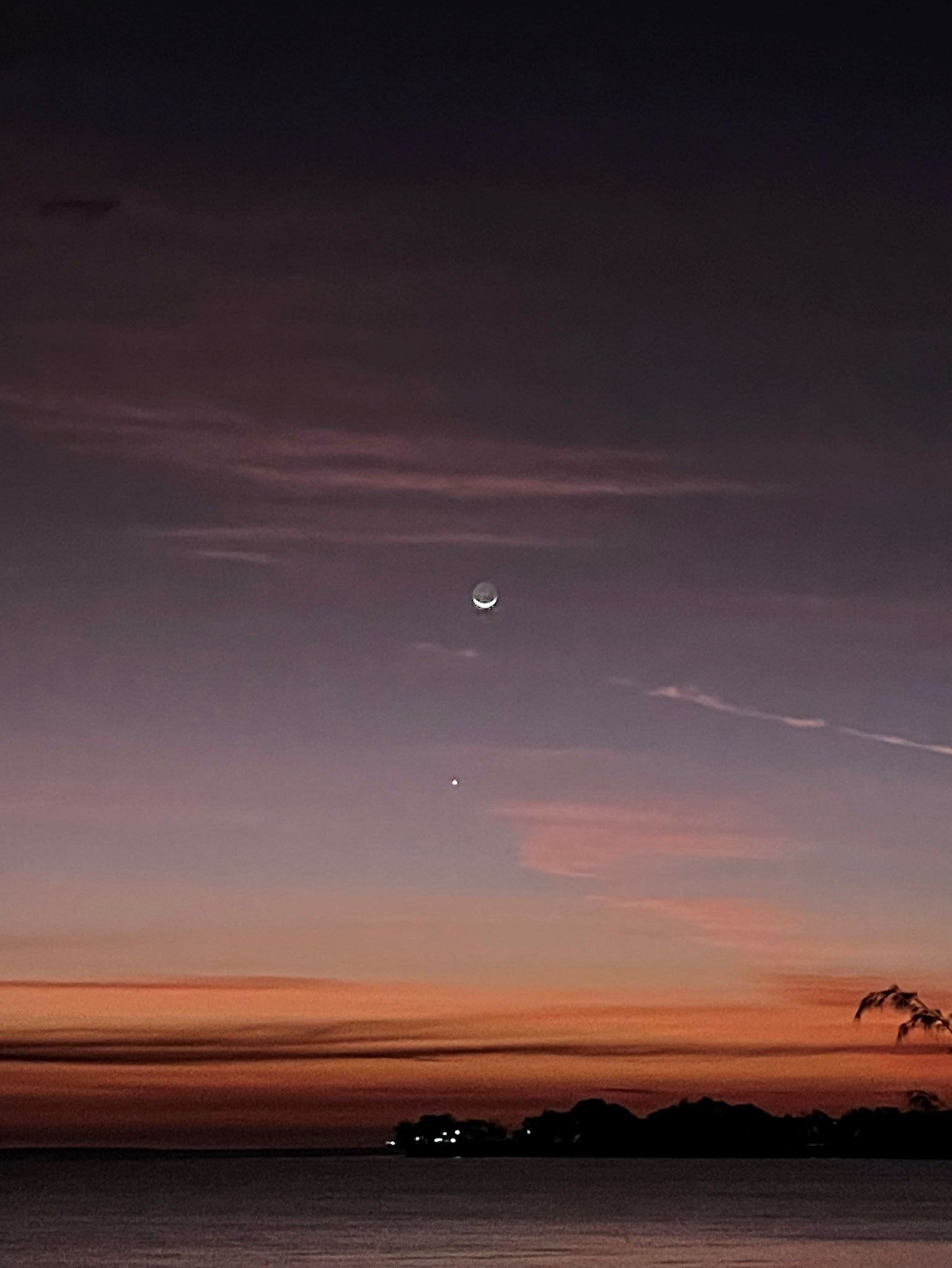 Community photo entitled Moon and Venus over the Timor Sea by Thomas Thrasher on 08/06/2024 at Darwin Australia