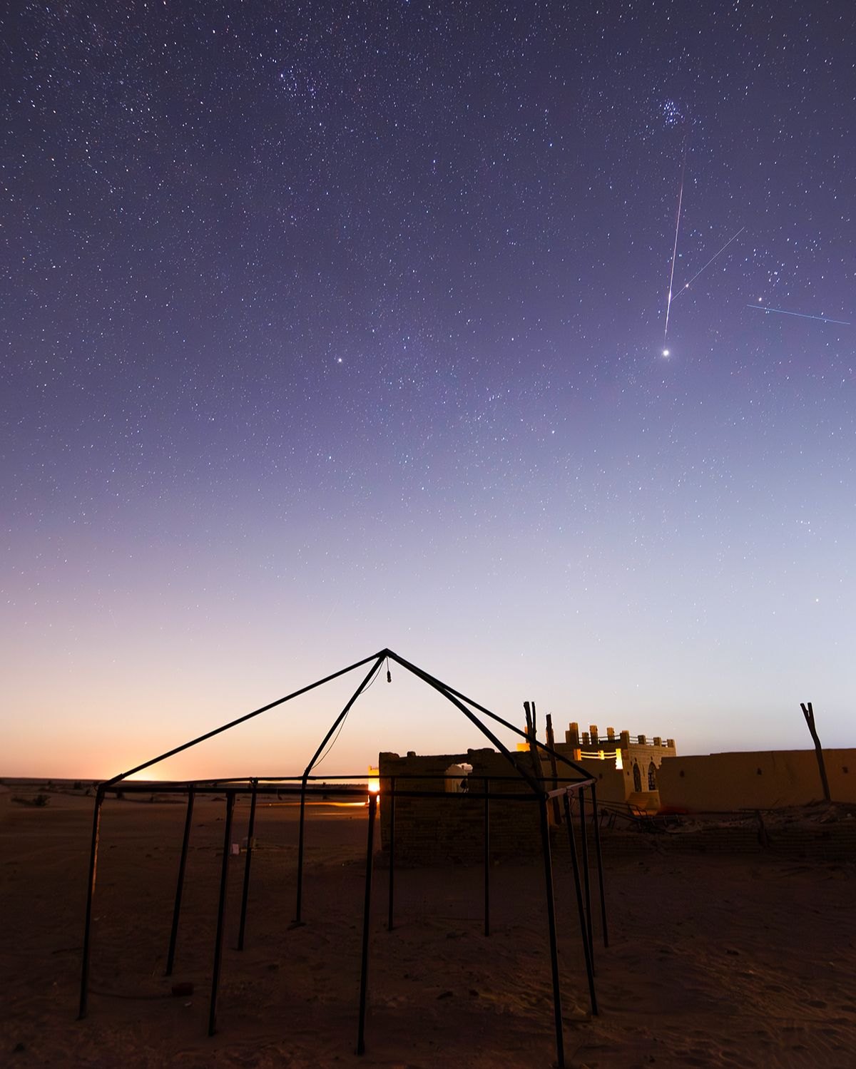 Community photo entitled cosmic gift by Amr Abdulwahab on 08/05/2024 at fayoum desert