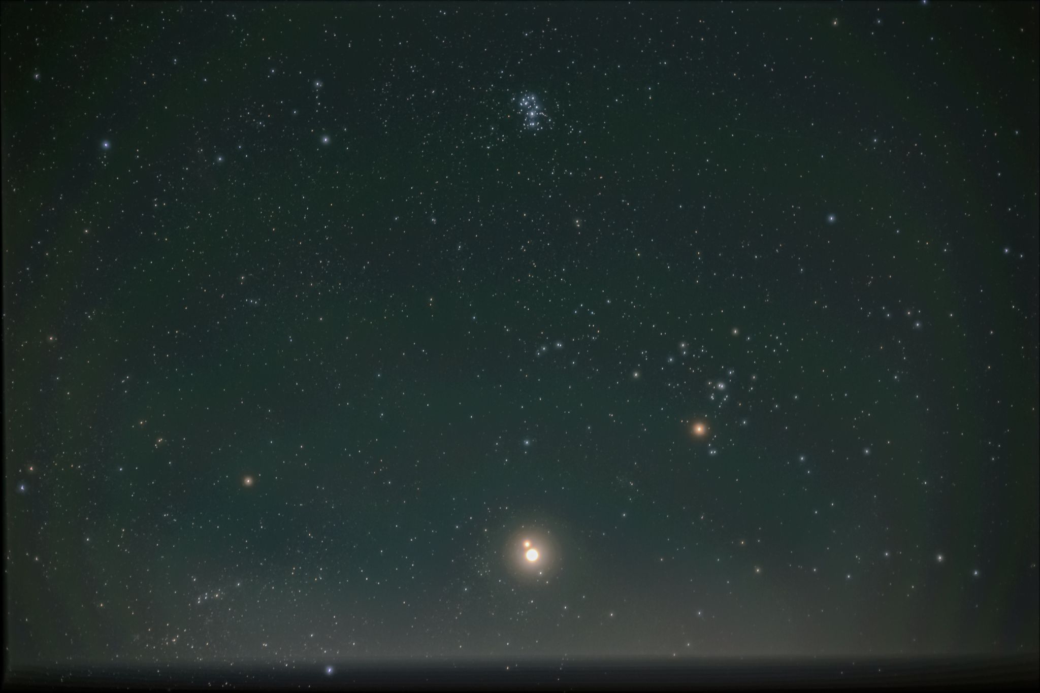 Community photo entitled conjunction of Red planet Mars and gas giant Jupiter by Muhammed Aslam on 08/14/2024 at Sindh Pakistan