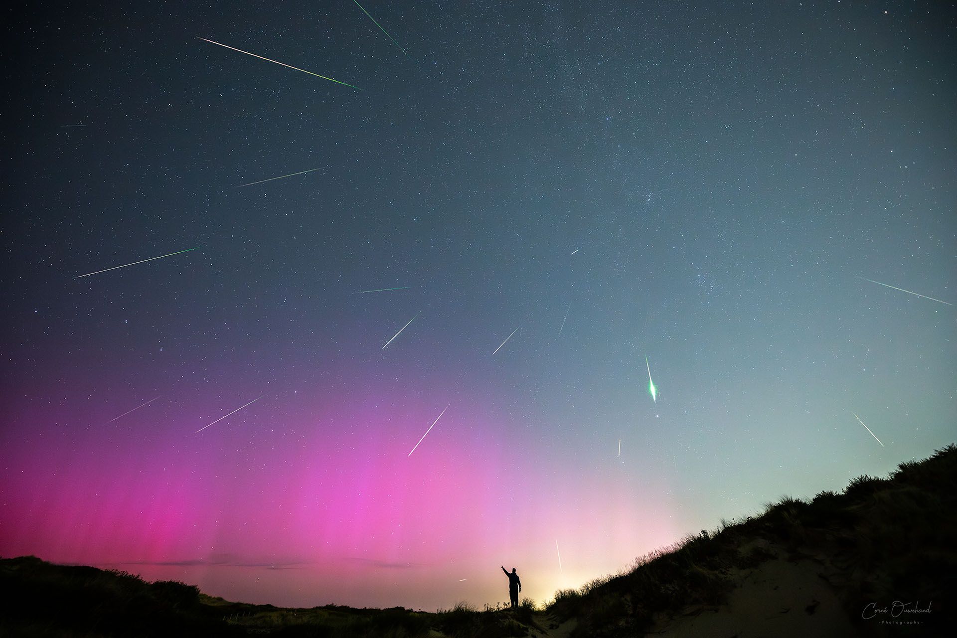 Community photo entitled Aurora vs perseids by Corné Ouwehand on 08/12/2024 at Katwijk, zuid holland, Netherlands