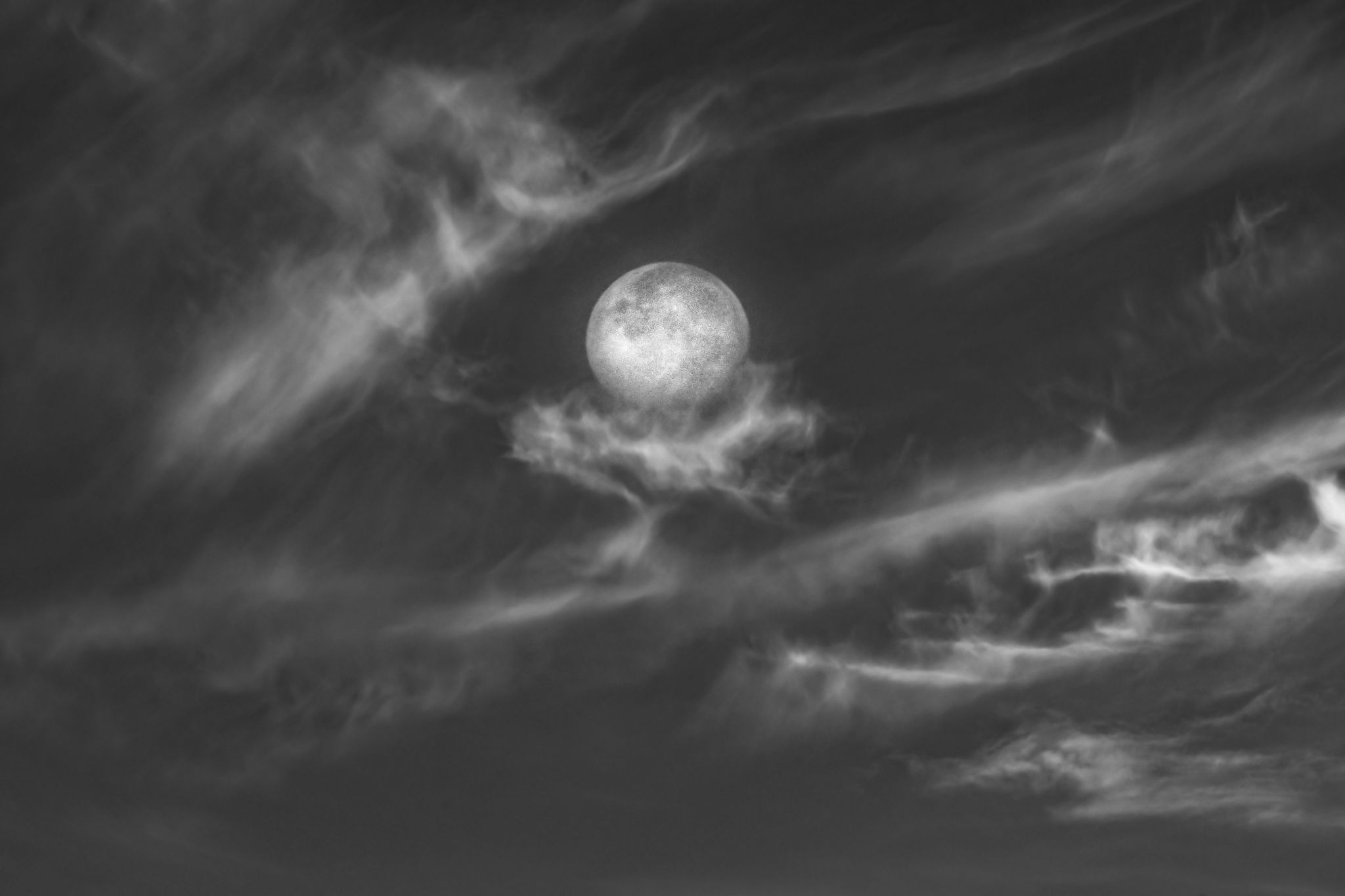 Community photo entitled The Moon sets between cirrus clouds in the morning by Teresa Molinaro on 09/20/2024 at Bagheria, Sicily, Italy