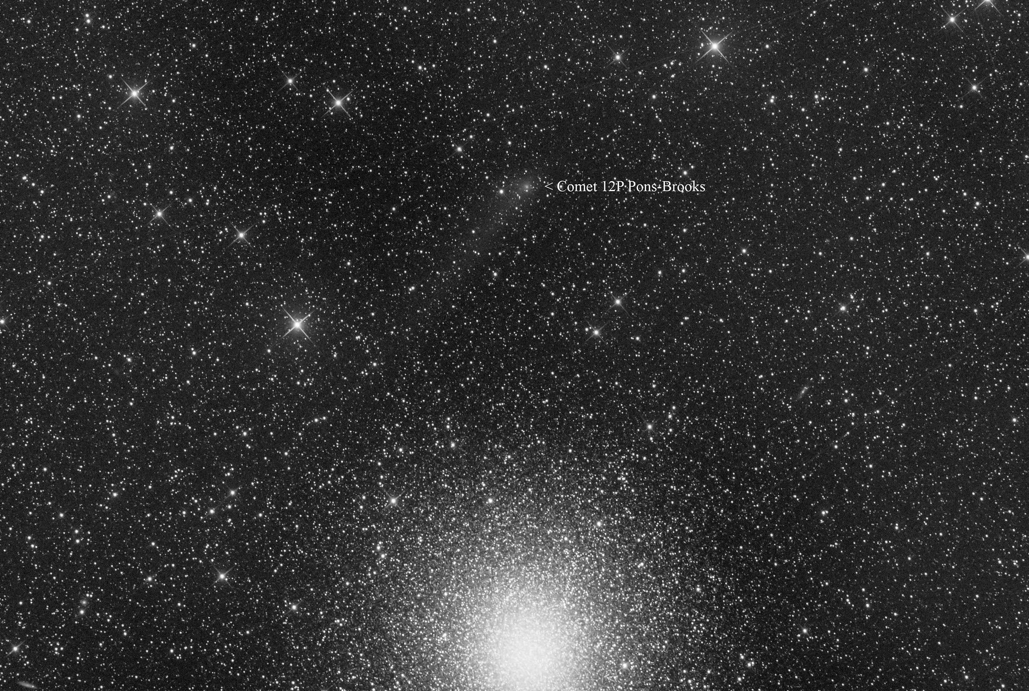 Community photo entitled Comet 12P Pons-Brooks and the Omega Centauri cluster by Eliot Herman on 09/24/2024 at Rio Hurtado Valley, Chile