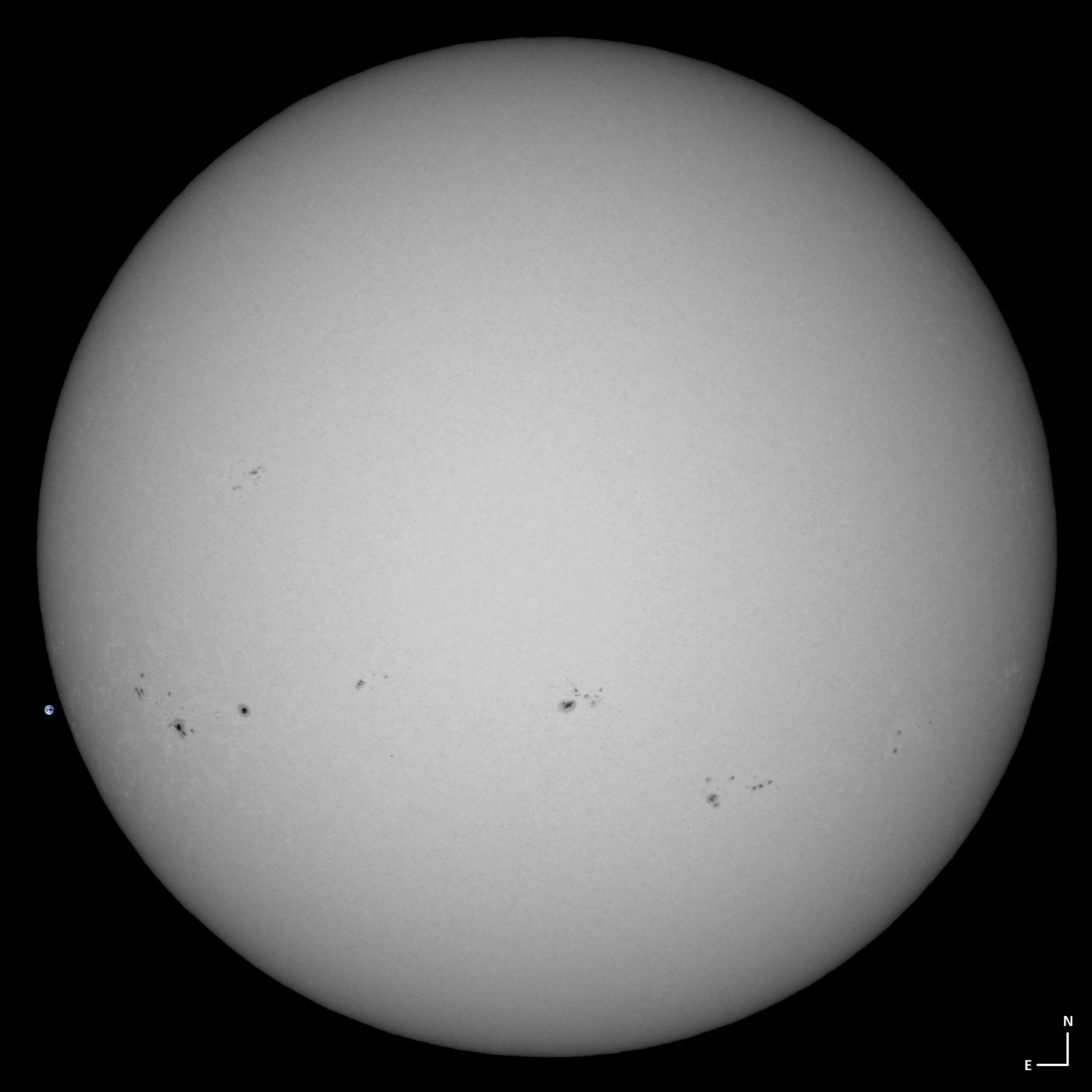 Community photo entitled sunspots as usual by Patricio Leon on 09/29/2024 at Santiago, Chile