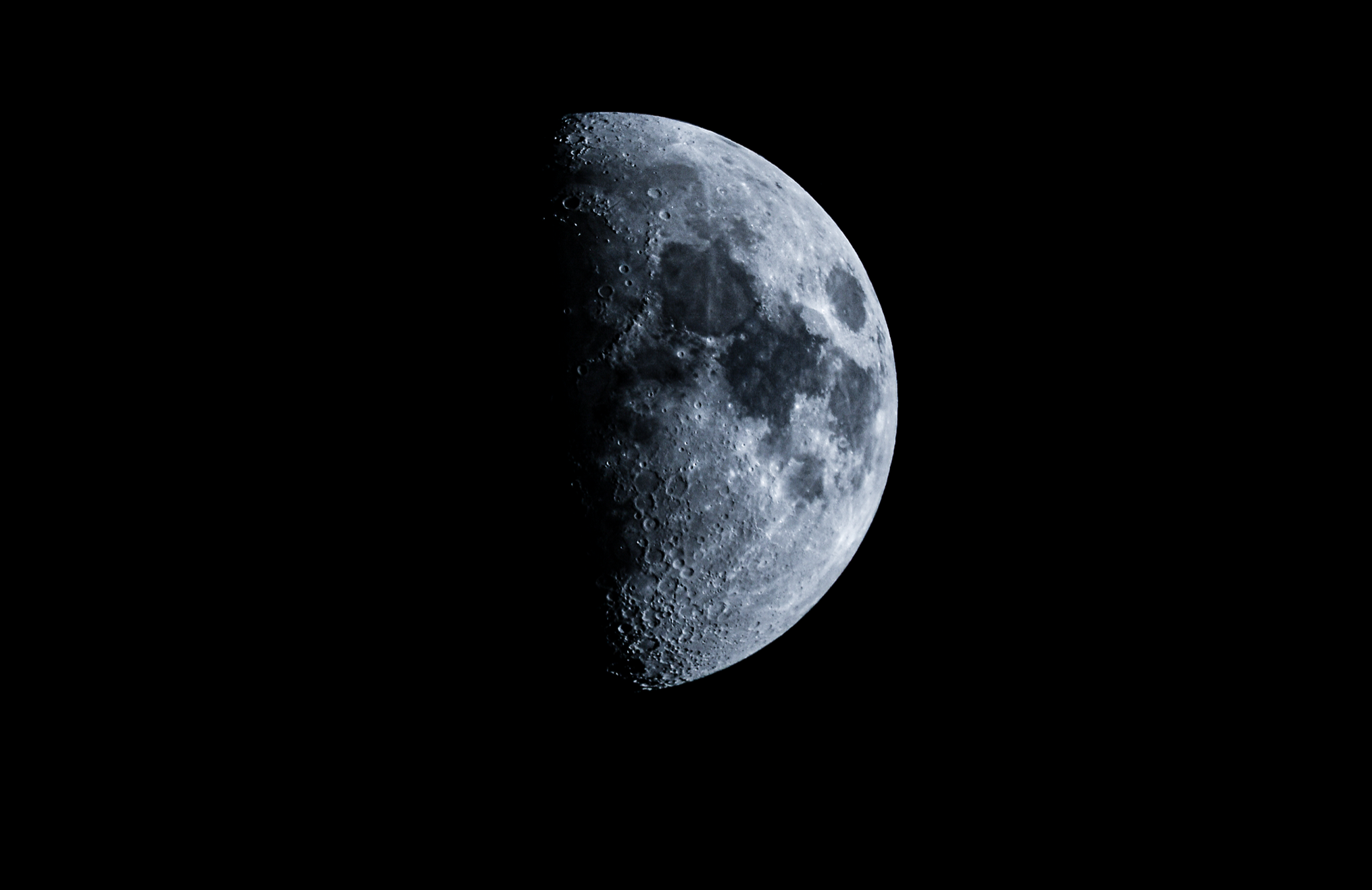 Community photo entitled WaxingGibbous Moon by Chuck Reinhart on 09/11/2024 at Vincennes, Indiana