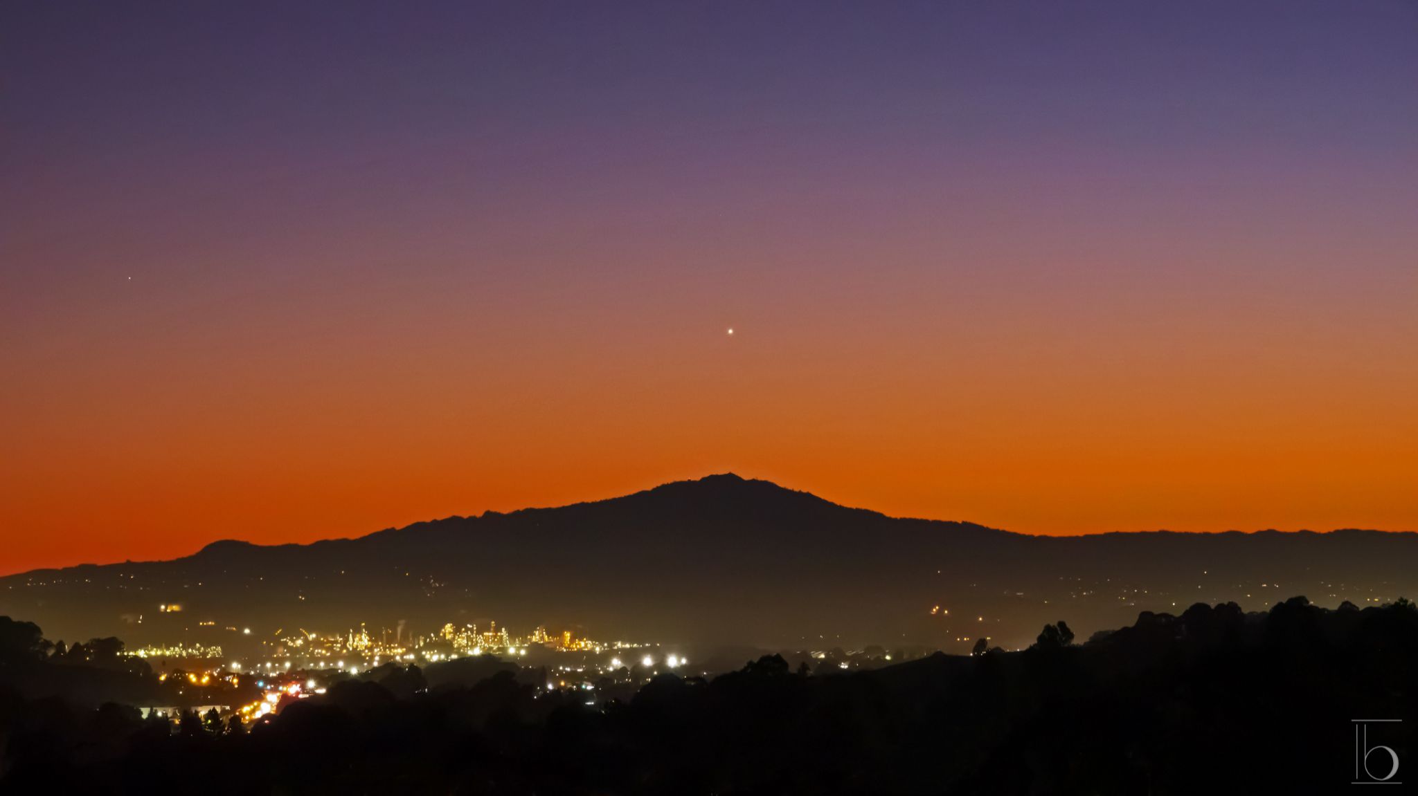 Community photo entitled Venus above Mt. Tamalpais by Gemini Brett on 09/12/2024 at El Sobrante, California