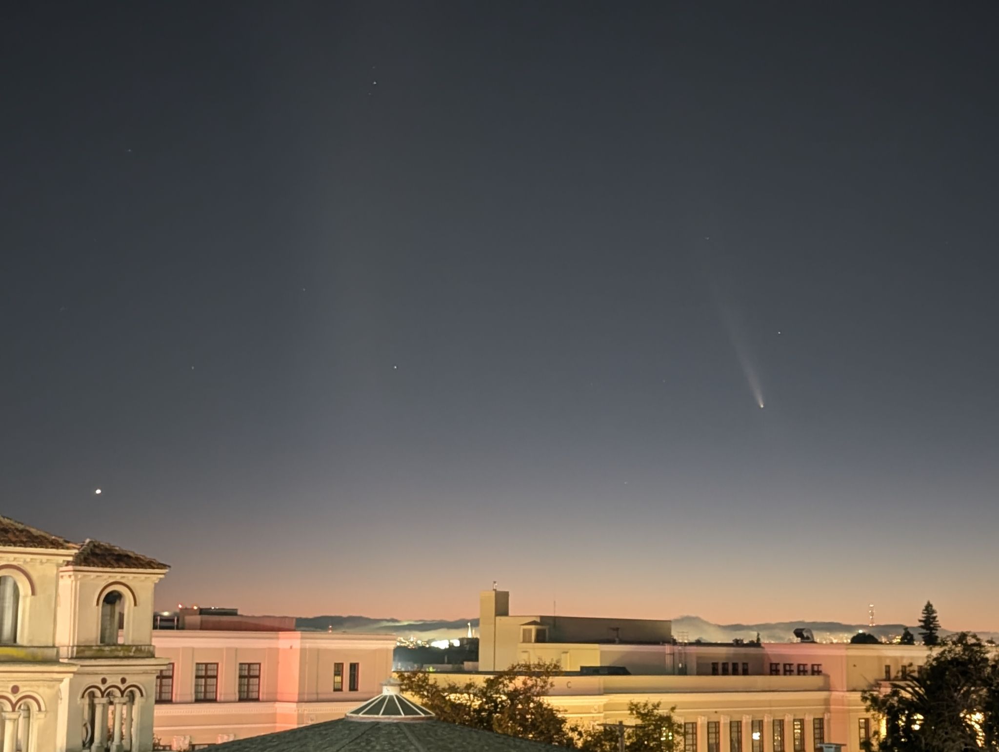 Community photo entitled Beauty above Alameda by Dorota Gasinska on 10/13/2024 at Alameda, California, USA