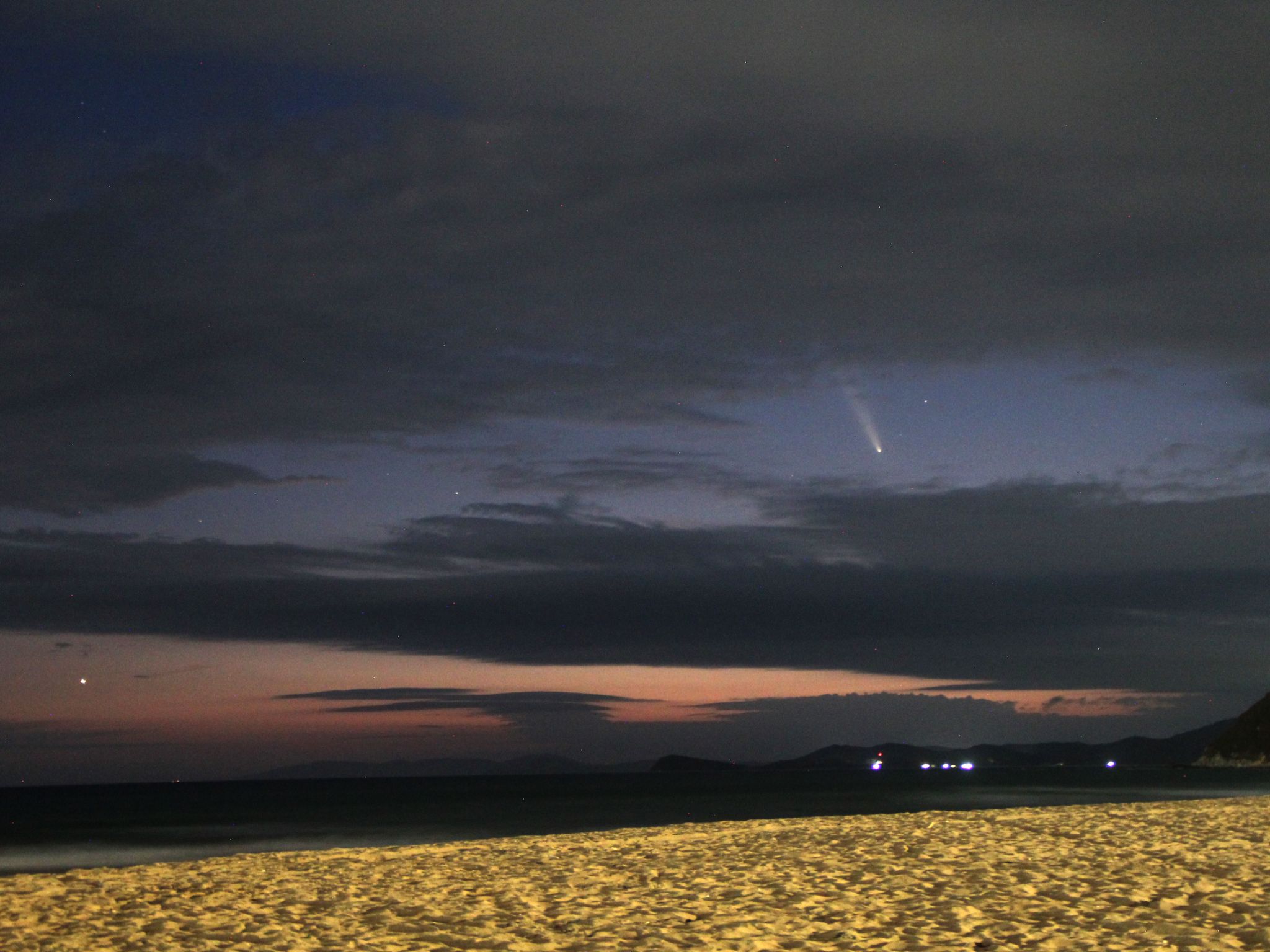 Community photo entitled Comet C/2023 A3 and Venus above the Sea of Japan by Filipp Romanov on 10/14/2024 at Yuzhno-Morskoy, Nakhodka, Russia