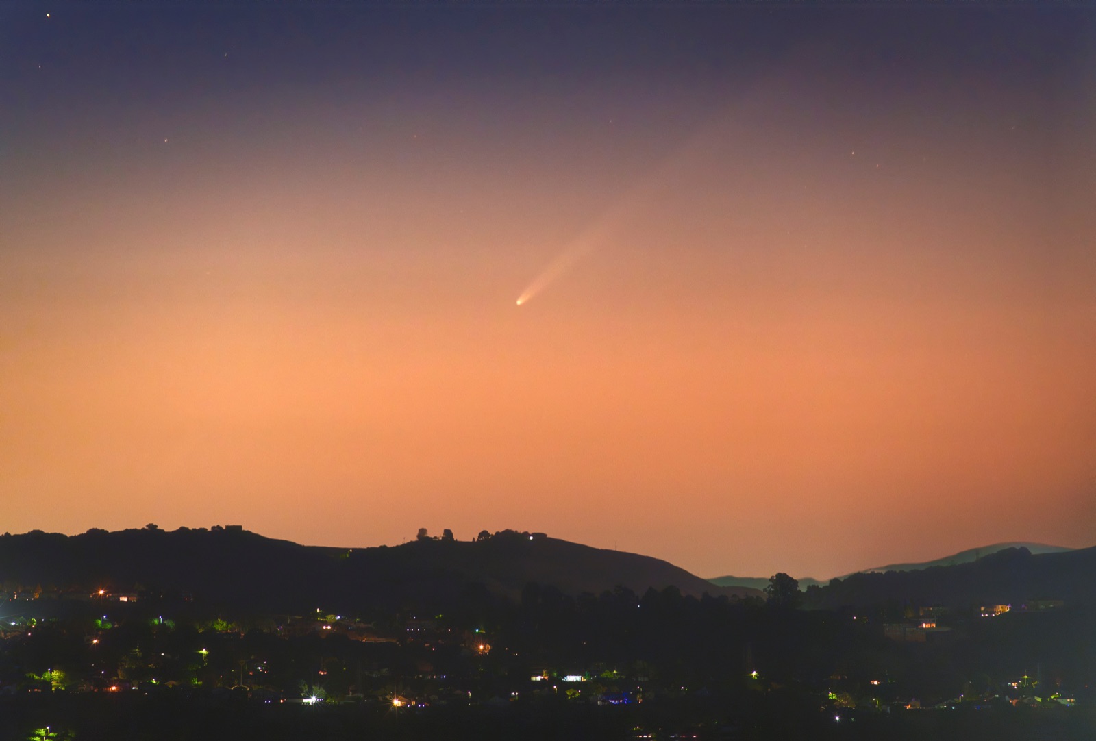 Community photo entitled C/(2023) A3 (Tsuchinshan-ATLAS) at Dawn by Marsha Kirschbaum on 09/30/2024 at Castro Valley, California