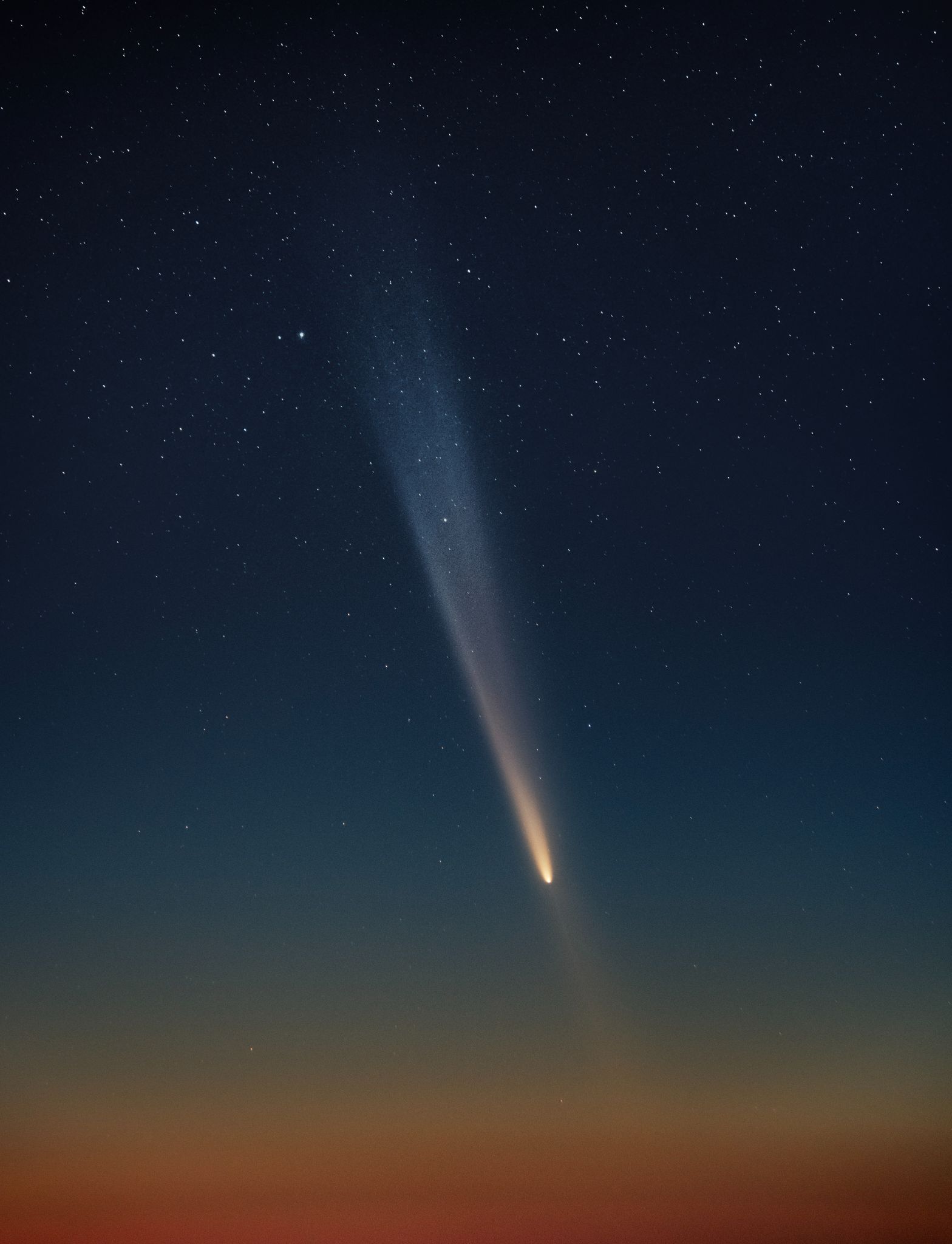 Community photo entitled C/2023 A3 (Tsuchinshan–ATLAS) by Bao Tran on 10/13/2024 at Fremont Peak State Park