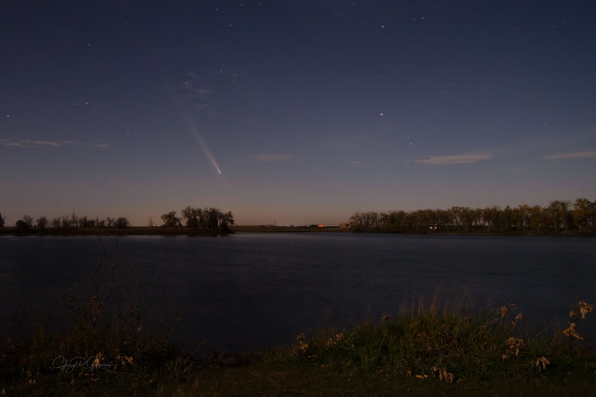 Community photo entitled Comet C/2023 Tsuchinshan-Atlas by Sheryl R Garrison on 10/14/2024 at Southern Alberta, Canada