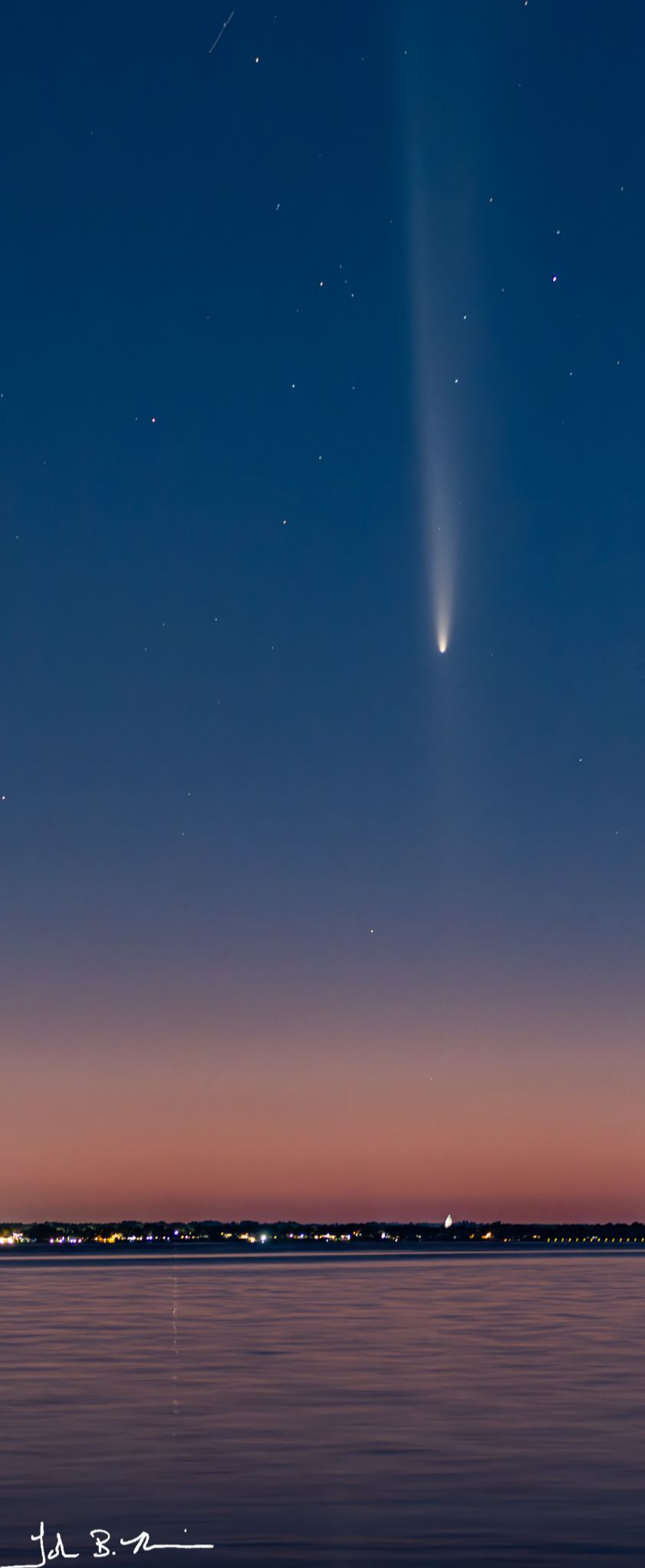 Community photo entitled Comet Tsuchinshan-ATLAS over St Johns River - Florida by John Merriam on 10/13/2024 at St Augustine, FL USA