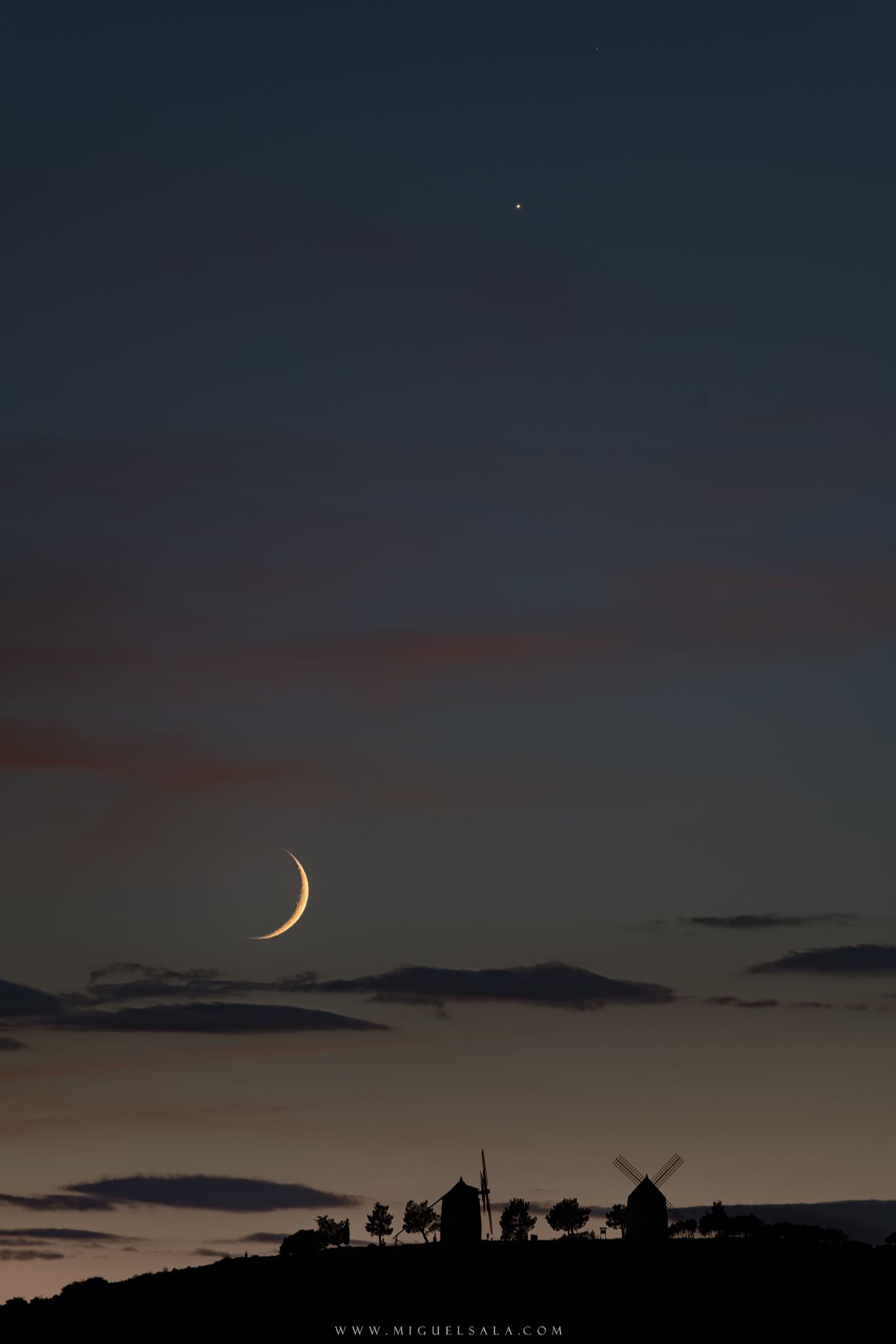 Community photo entitled Moon-Venus conjunction by Miguel Sala on 10/05/2024 at Alcublas (Valencia, Spain)