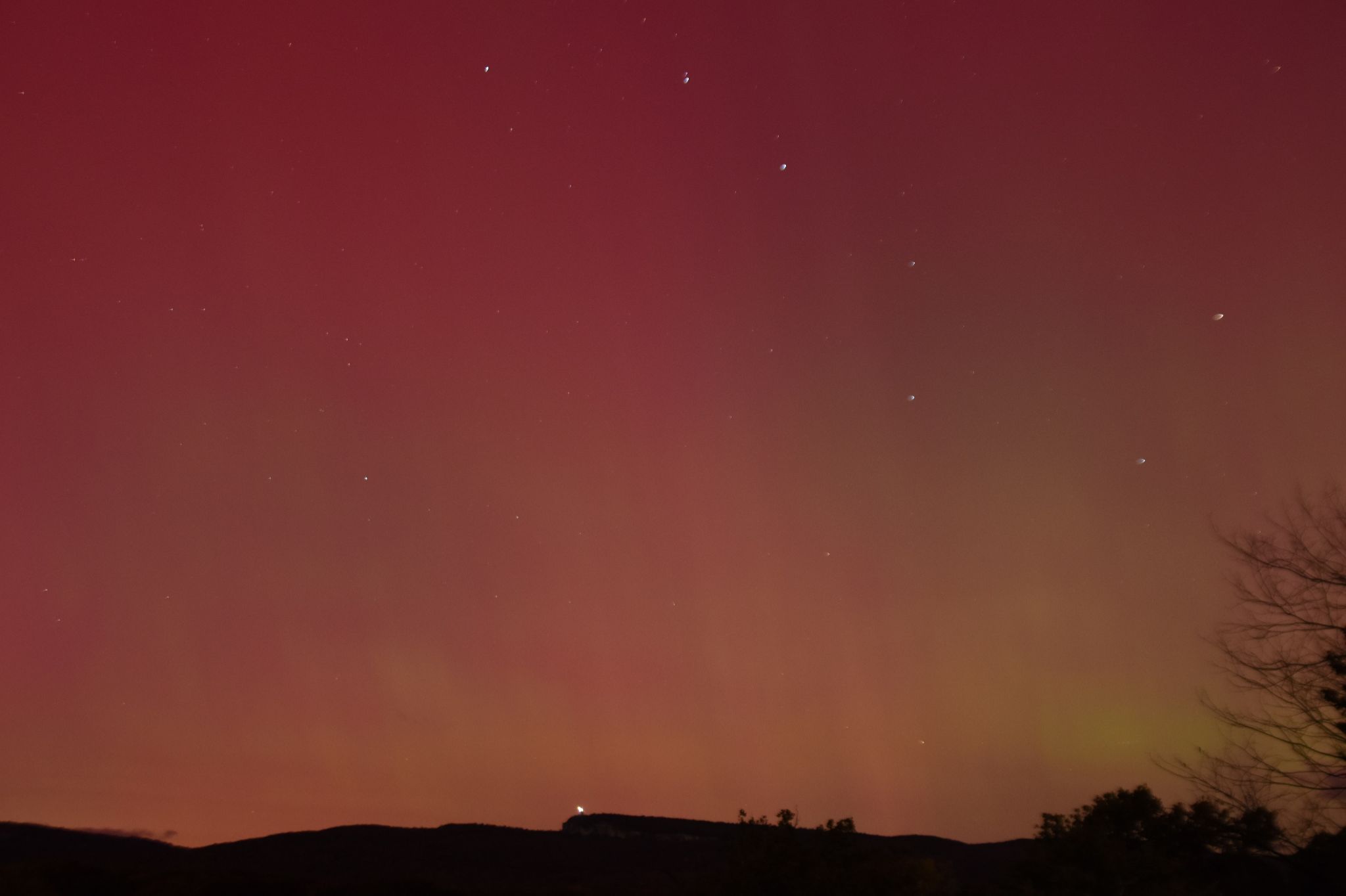 Community photo entitled Aurora over the Shawangunk Ridge by Andy Heiz on 10/10/2024 at New Paltz, NY, USA