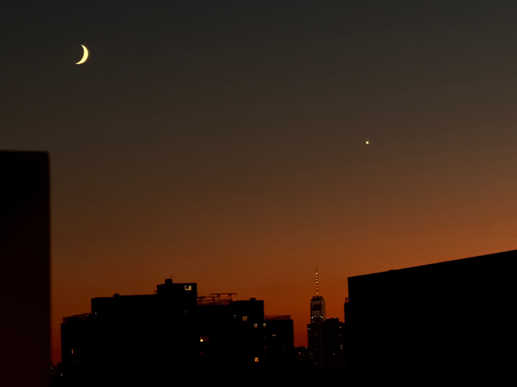 Community photo entitled Moon & Venus by Luiz Vaz on 10/06/2024 at Long Island City  , New York. USA