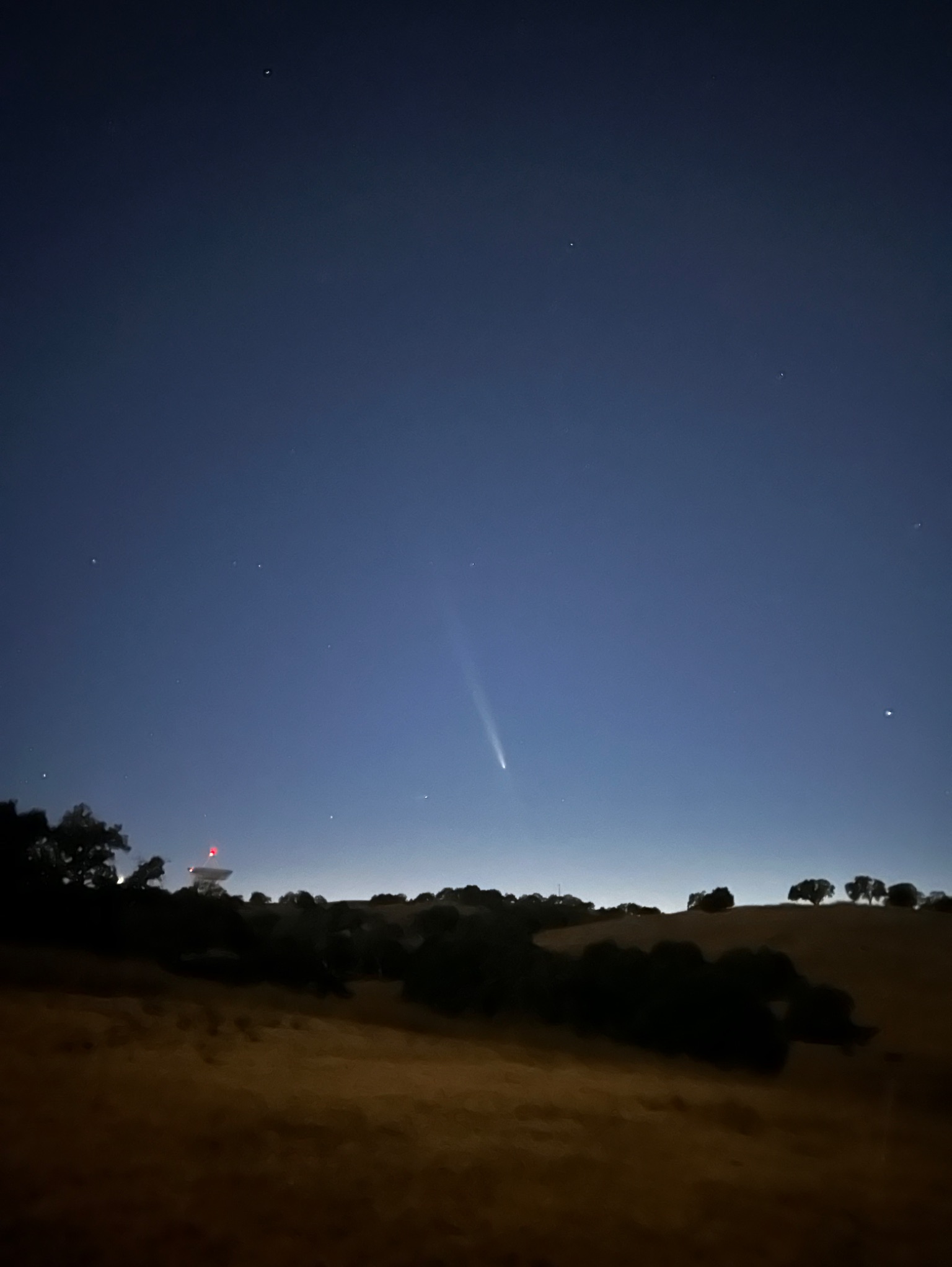 Community photo entitled 2024 Comet by Jonathan Razo on 10/14/2024 at The Stanford University