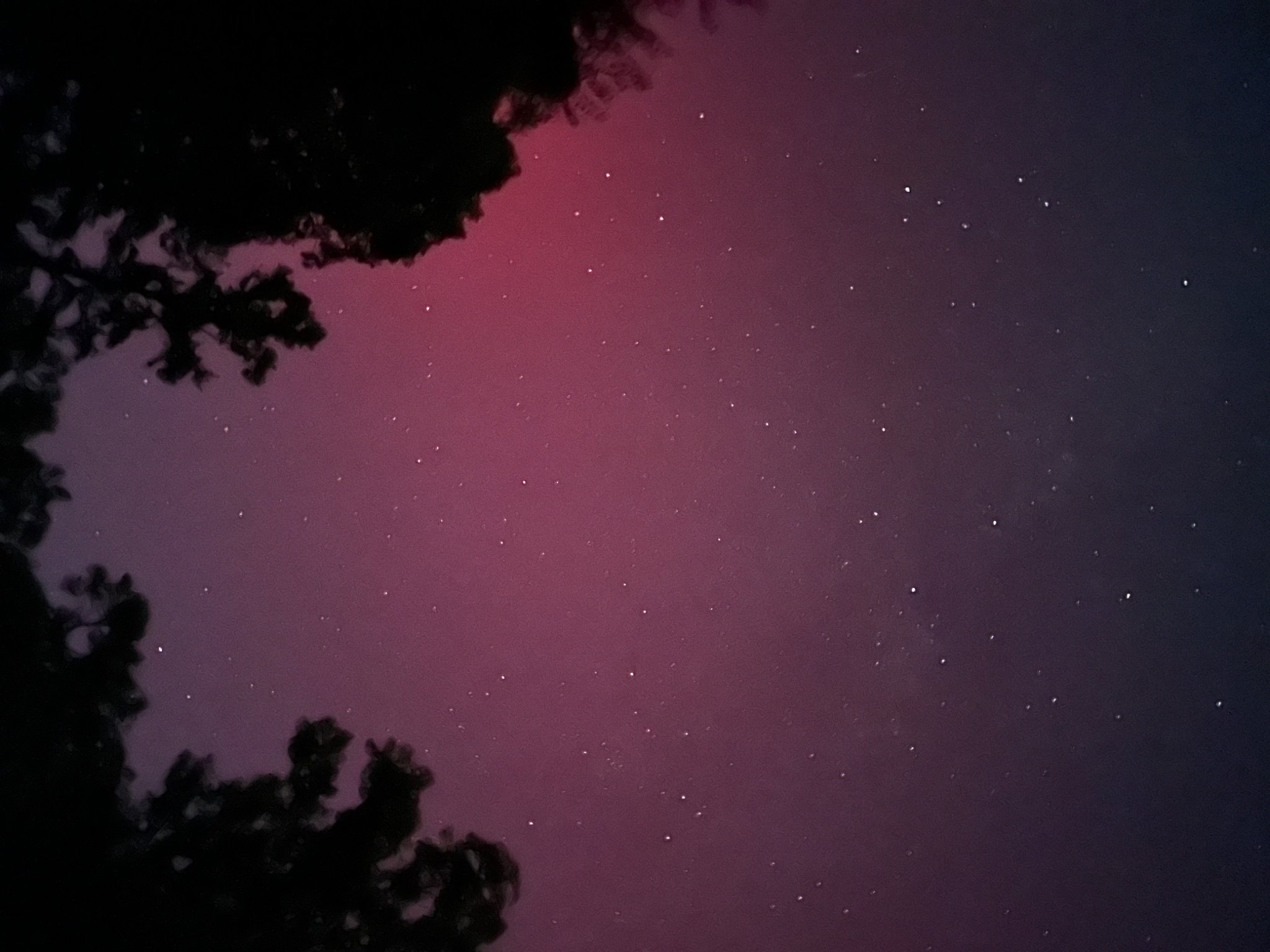 Community photo entitled Northern Lights in Central Alabama by Donna COLLINS on 10/10/2024 at Warrior, AL