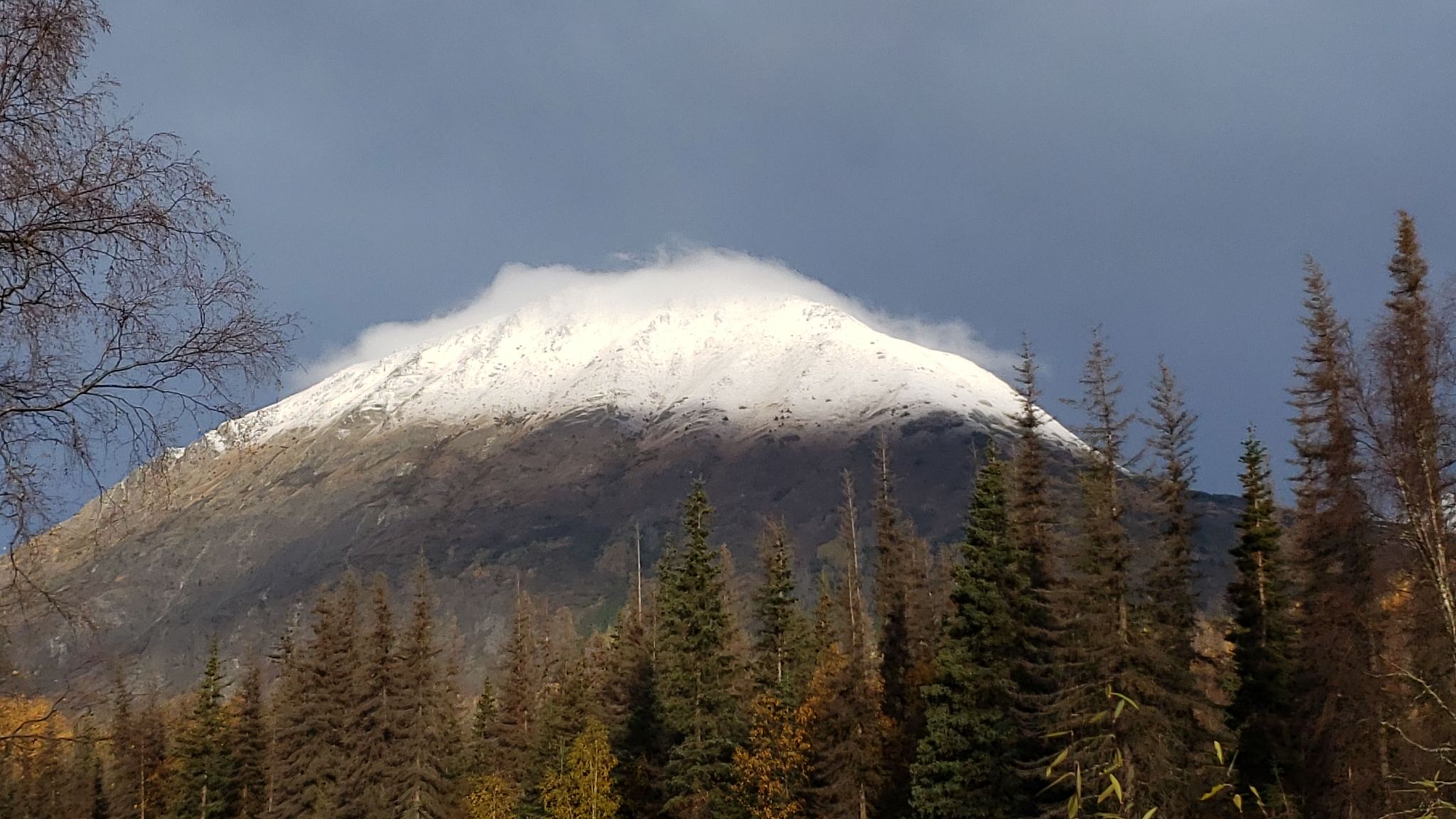 Community photo entitled Cooper Landing Cap Cloud by Joel Curtis on 10/05/2024 at Cooper Landing, Alaska