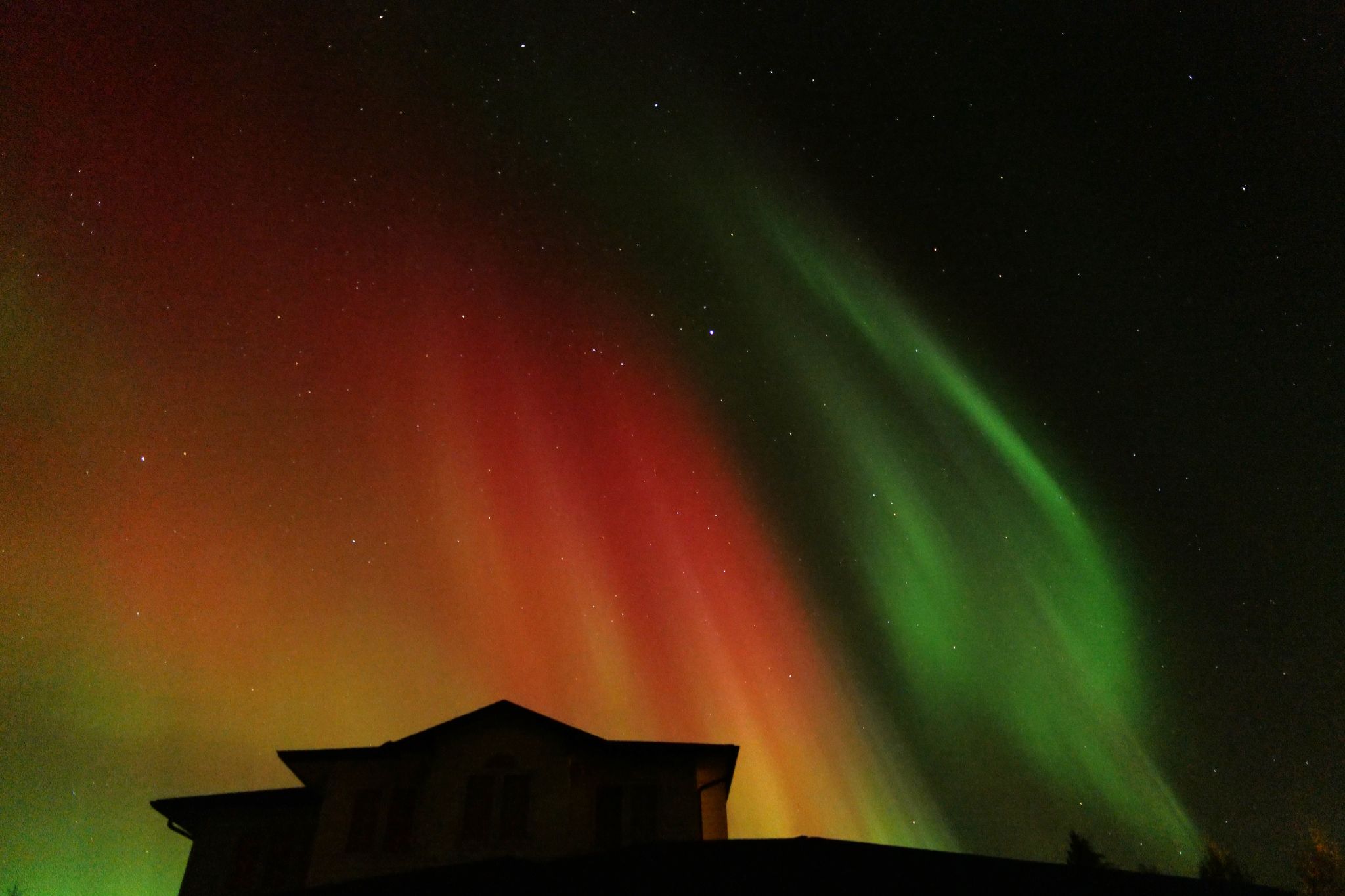 Community photo entitled What a night! by Elmarie van Rooyen on 10/07/2024 at Smoky Lake AB, Canada