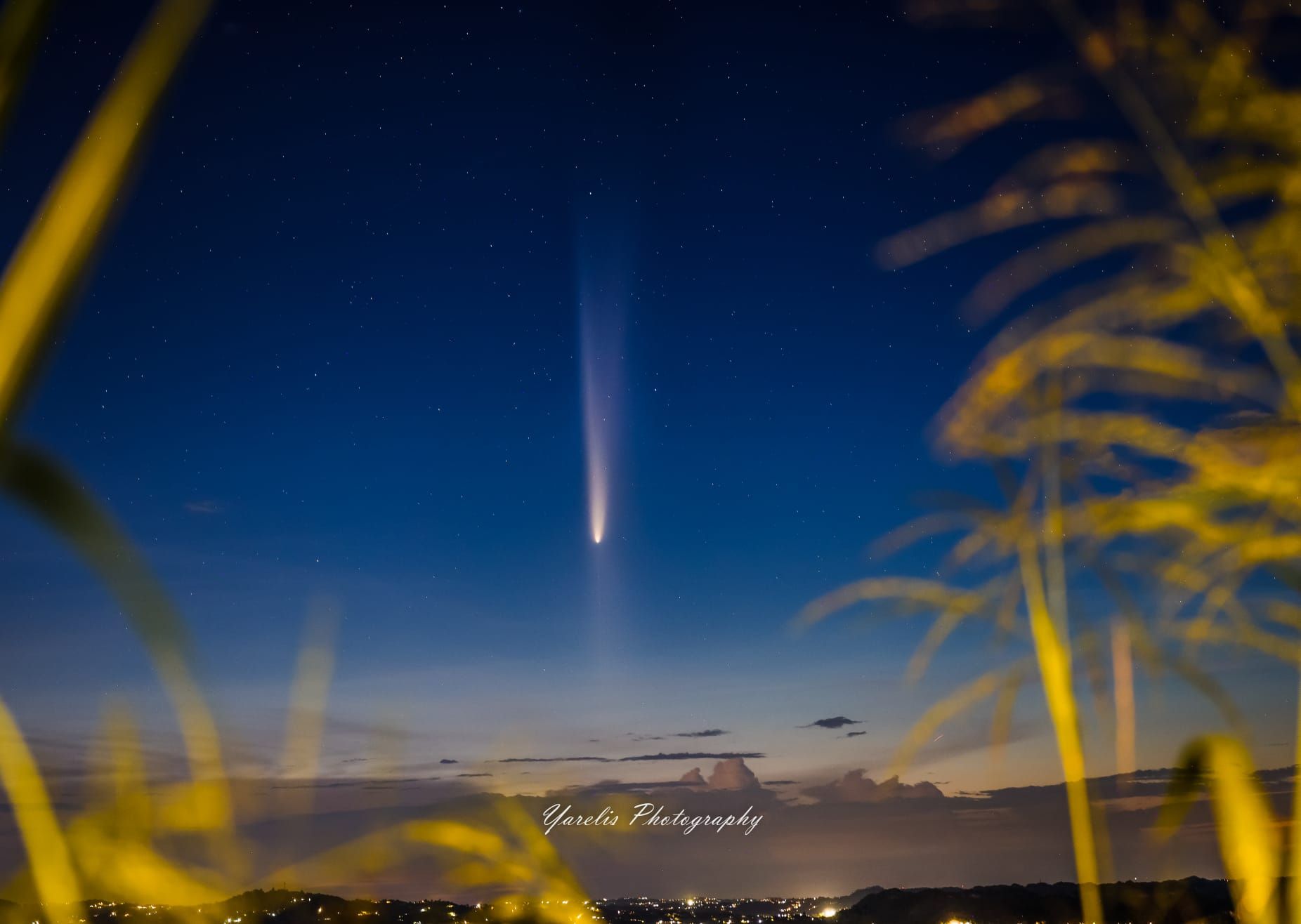 Community photo entitled Anti-Tail of C/2023 A3 (Tsuchinshan–ATLAS) by Yarelis Medina on 10/13/2024 at Utuado, Puerto Rico