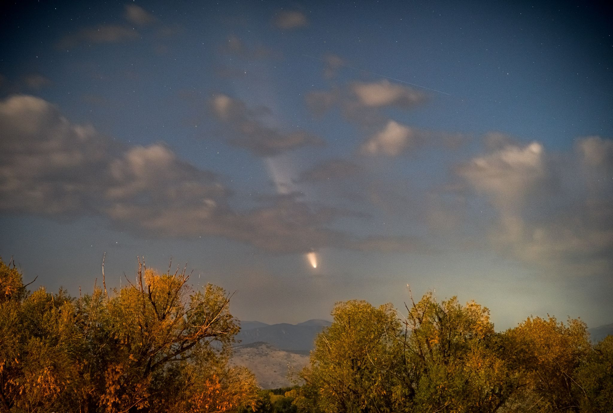 Community photo entitled Sunset Comet by Cody Helms on 10/13/2024 at Longmont, CO