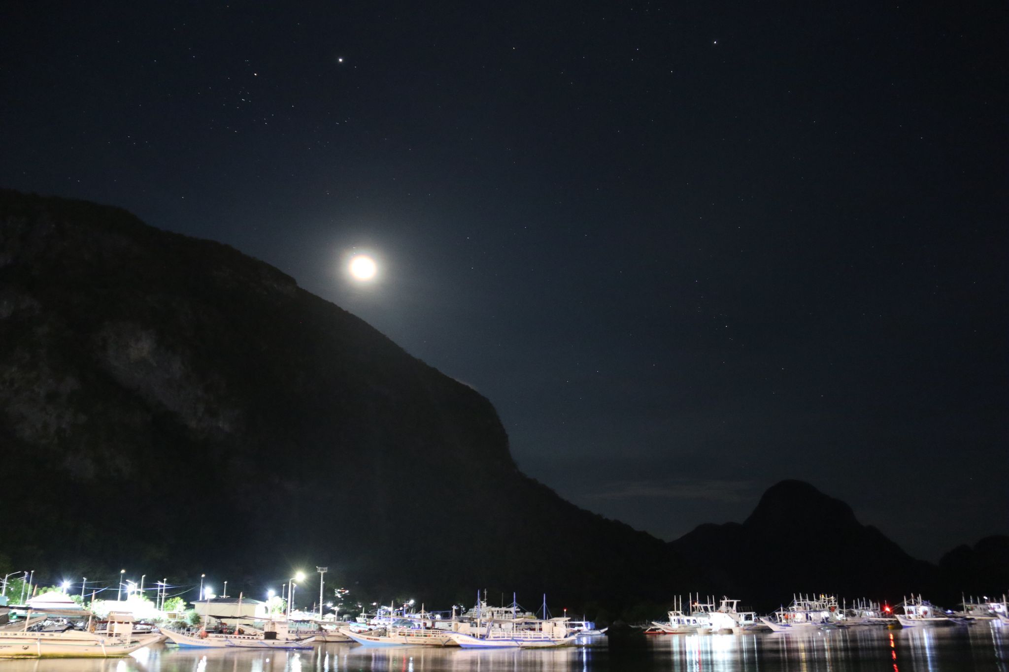 Community photo by Alexander Krivenyshev | El Nido,  Palawan,  Philippines