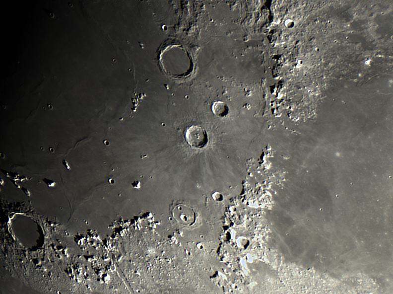 Community photo entitled Lunar crater Archimedes by Guido Santacana on 06/04/2025 at San Juan, Puerto Rico