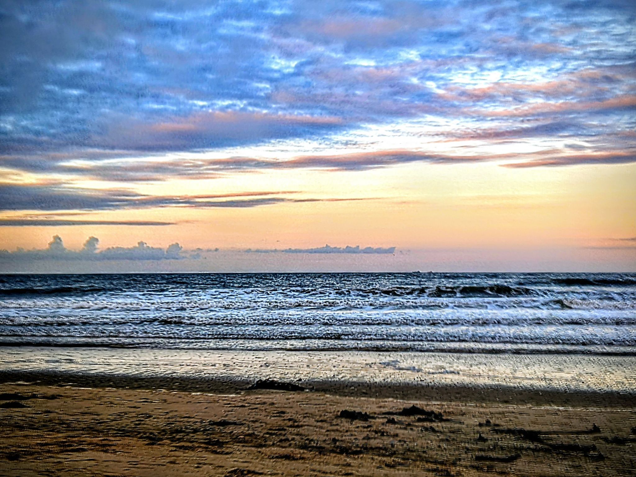 Community photo entitled Belt of Venus. by Kevan Hubbard on 09/26/2025 at Seaton Carew,Co Durham ,England