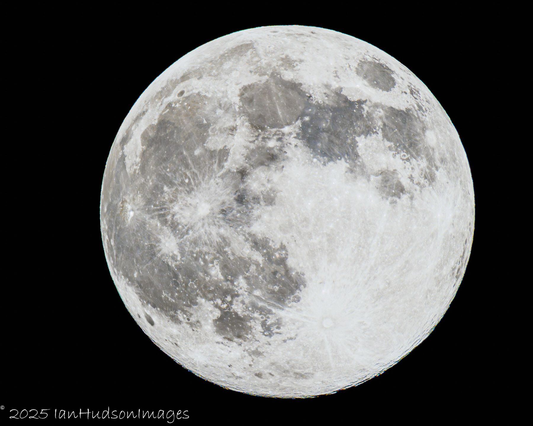 Community photo by Ian Hudson | Penarth, South Wales, UK