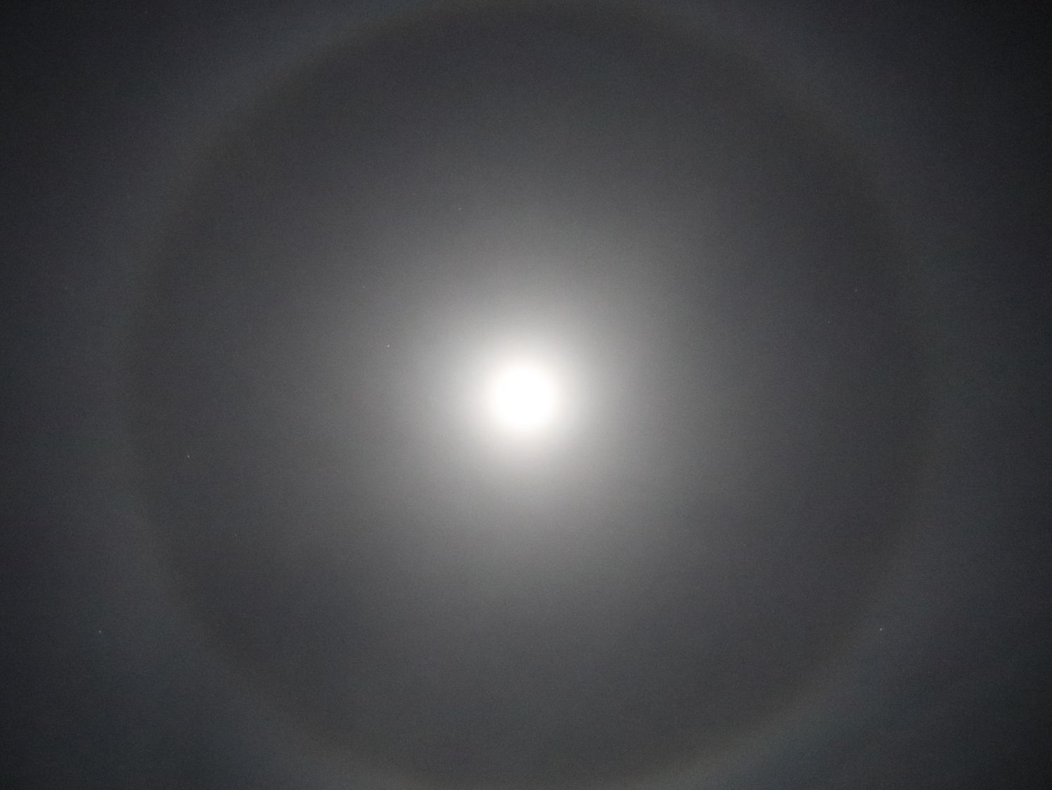 Community photo entitled A 22° Moon halo by Roberto Ortu on 02/03/2026 at Cabras, Sardinia, Italy