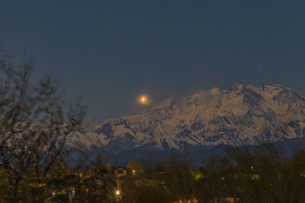 Community photo by Paolo Bardelli | Sumirago (Varese), Italia