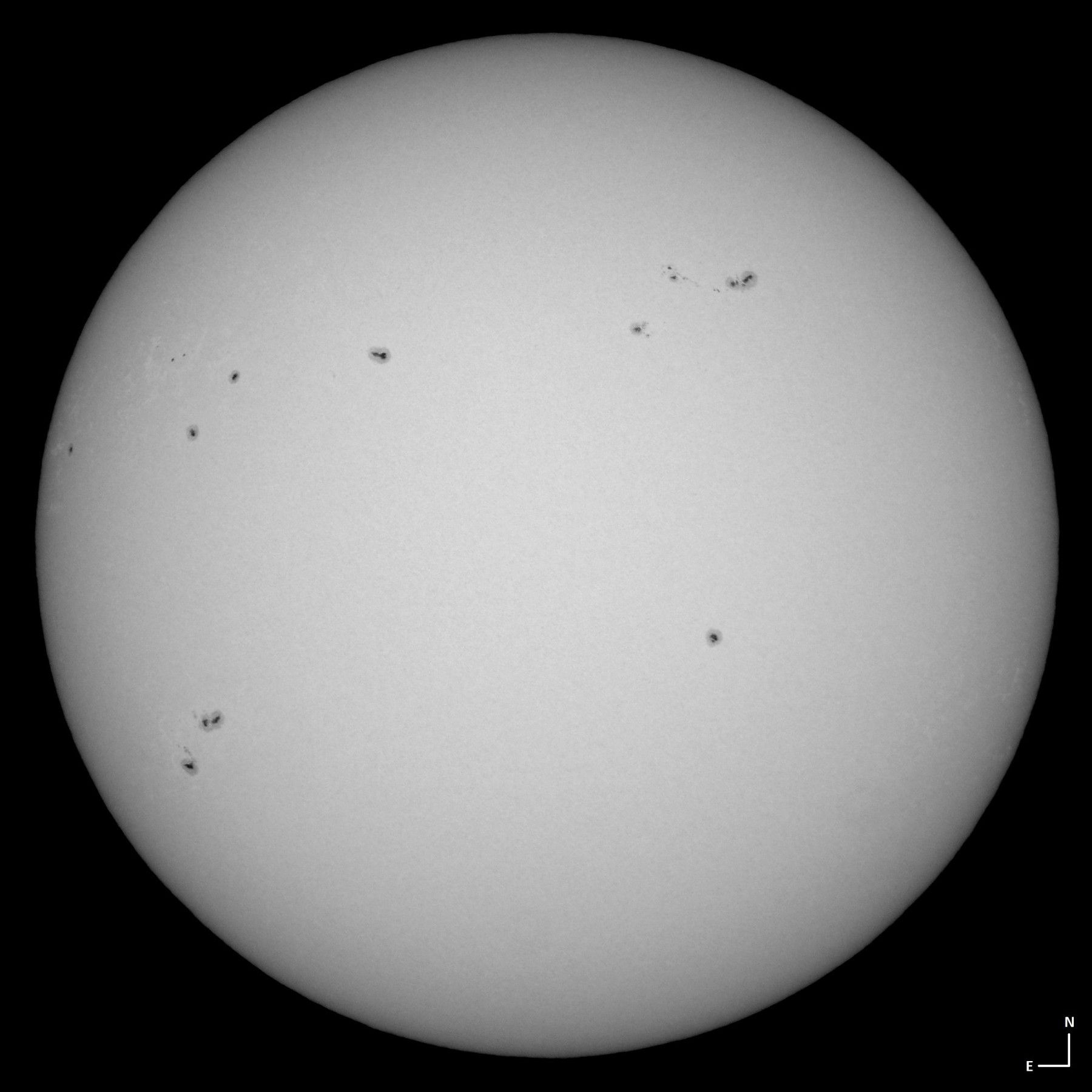 Community photo entitled invaded by Patricio Leon on 03/29/2026 at Santiago, Chile