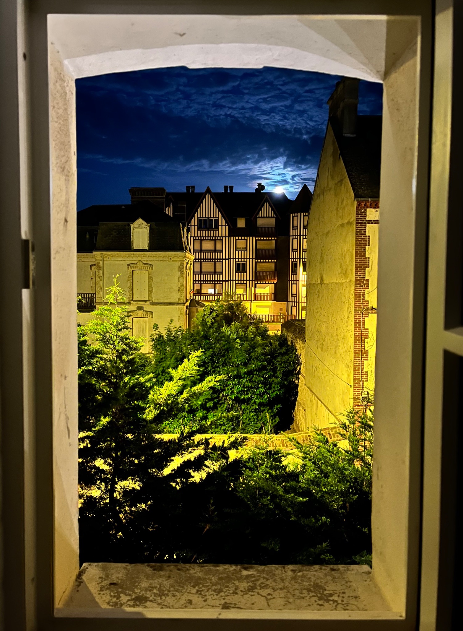 Community photo by Nicola Bateman | Deauville, France
