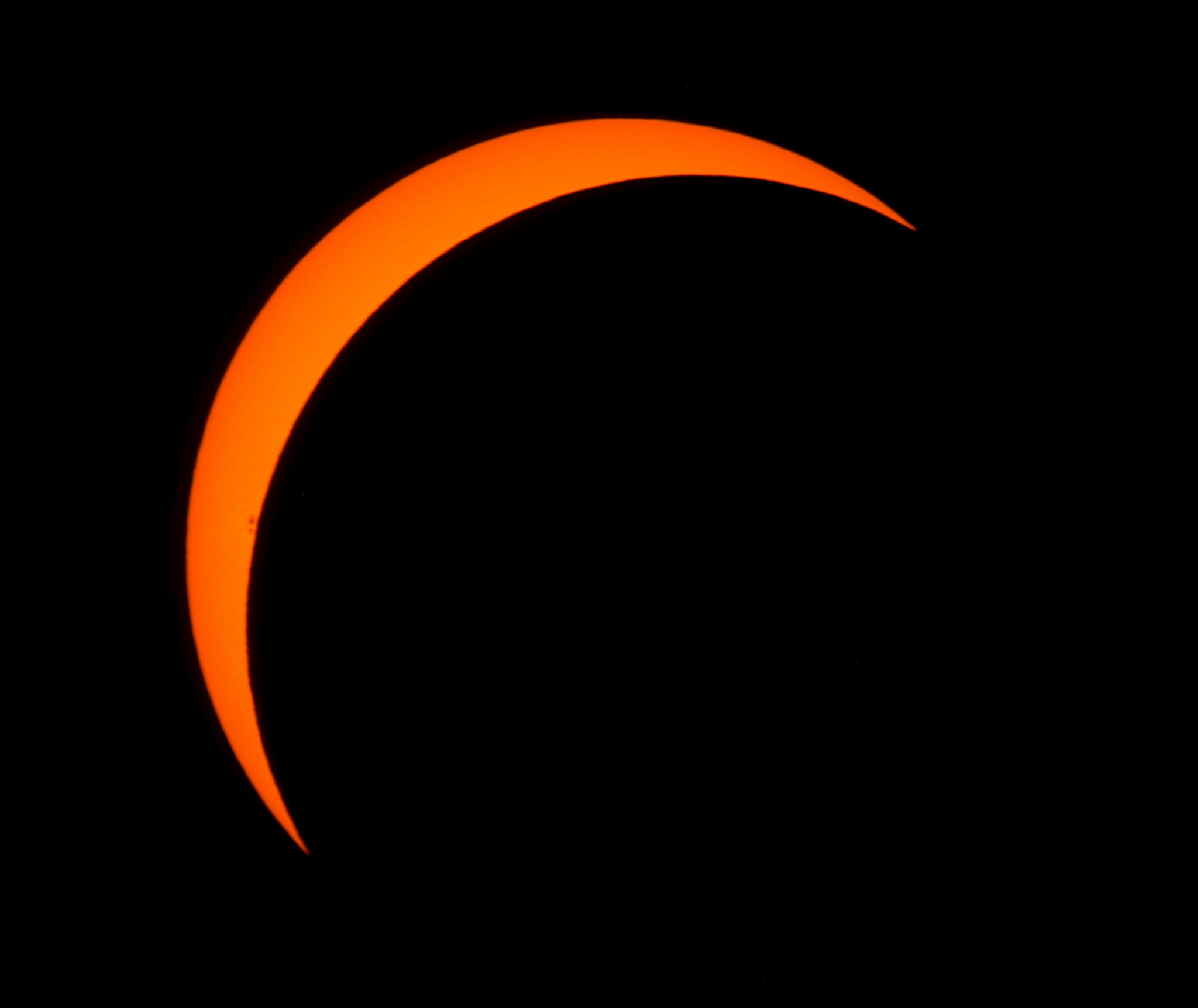 Community photo entitled Crescent Sun! by David Hawkes on 08/12/2026 at Sheffield, UK